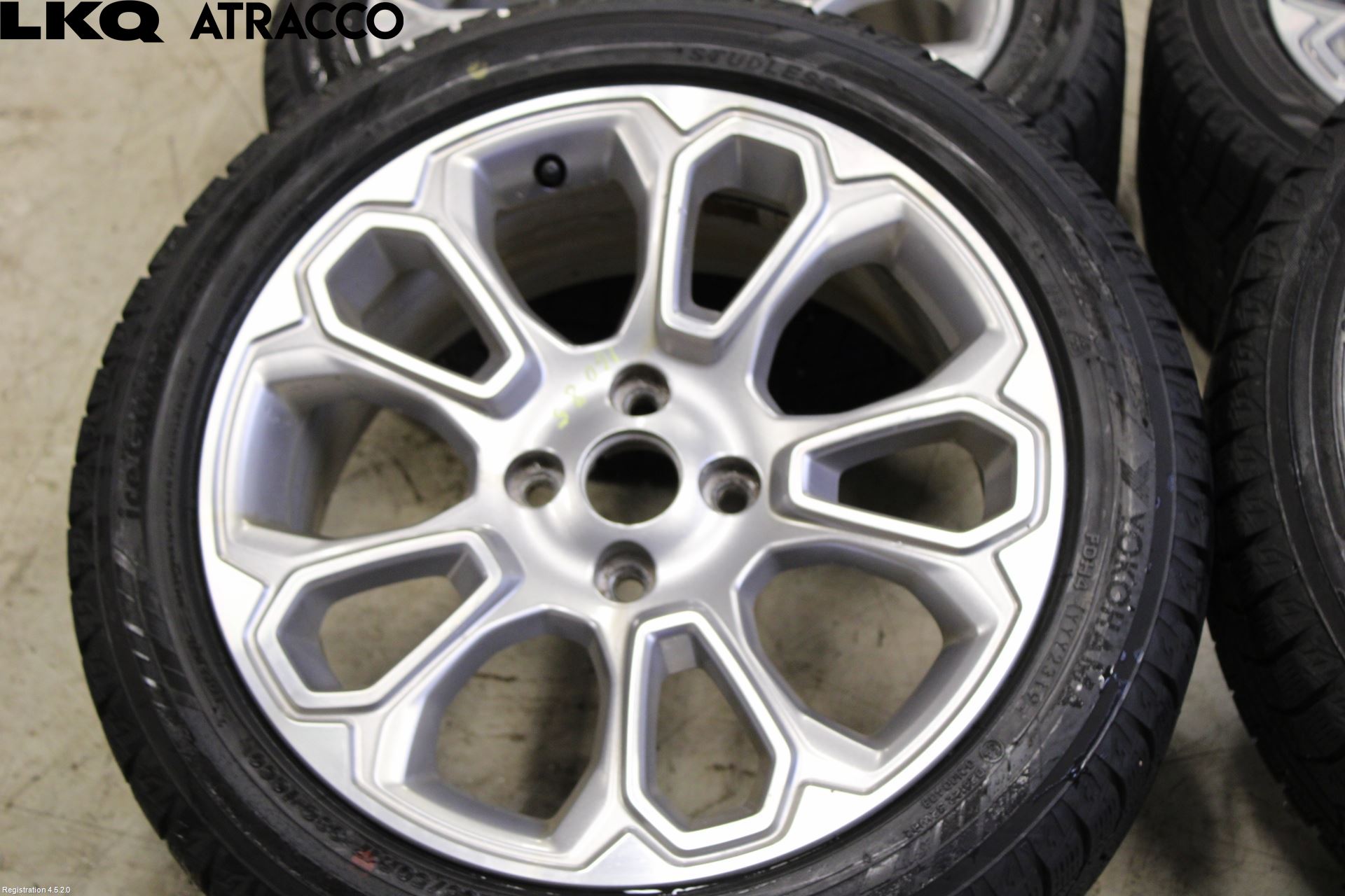 Ford ECOSPORT 17- Vinterdäck Alumfälg 4St
