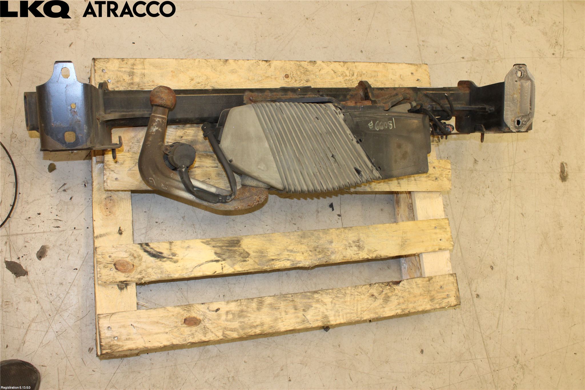 BMW 5 F10/F11/F18 09-17 Dragkrok Elsats