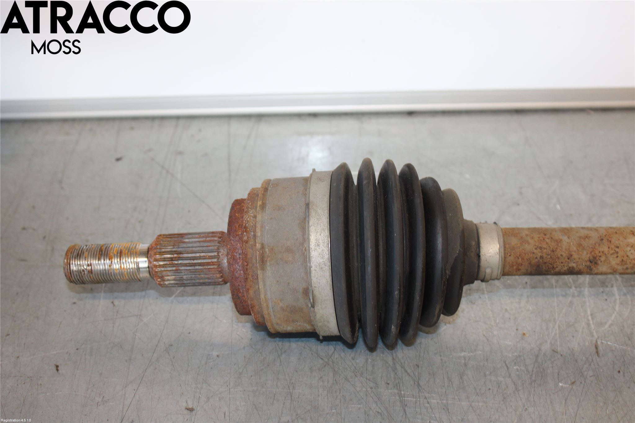 Ford FOCUS 15-18 Drivaxel Fram Höger