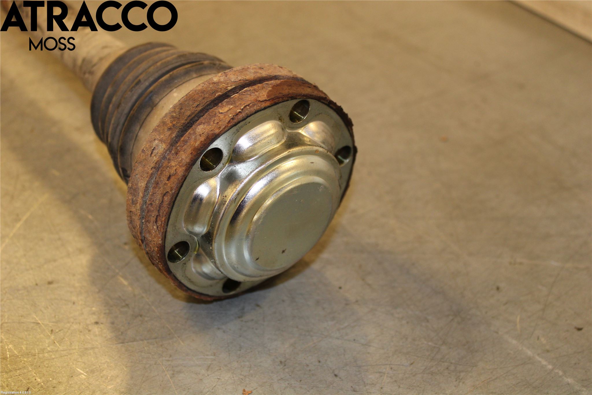 Volkswagen VW TRANSP/CARAVELLE (T5) 04-15 Drivaxel Bak Höger