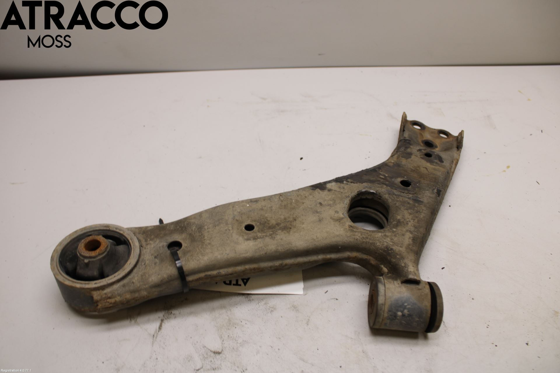 Hyundai ix35 Bärarm Fram Undre Hö