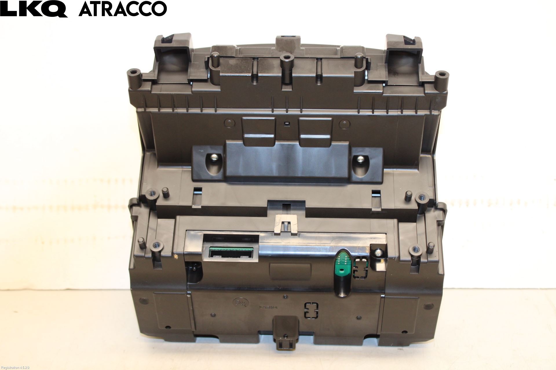 Hyundai KONA/ELECTRIC OS 18-23 Instrumentkonsoll Mitt