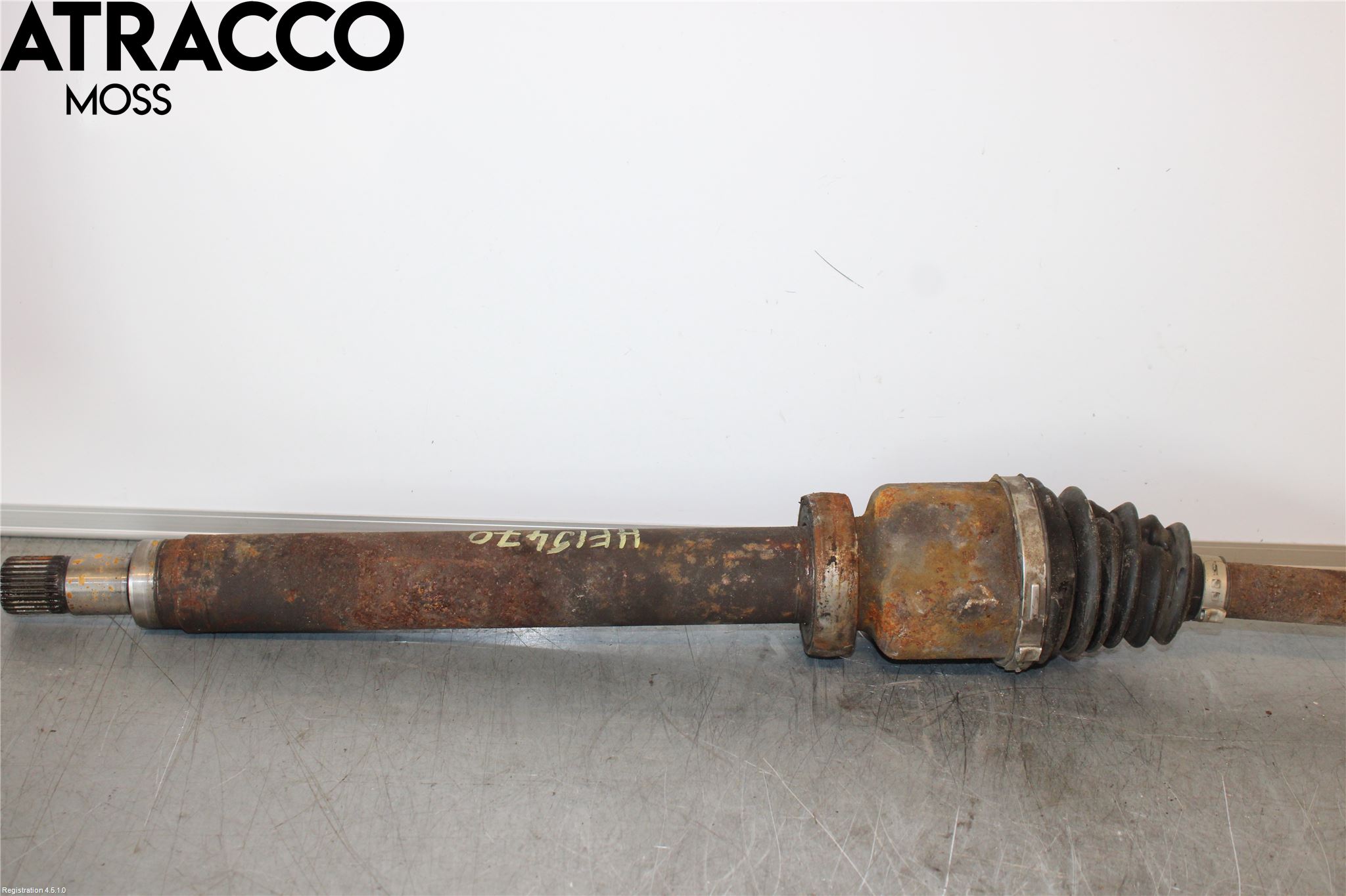 Ford FOCUS 15-18 Drivaxel Fram Höger