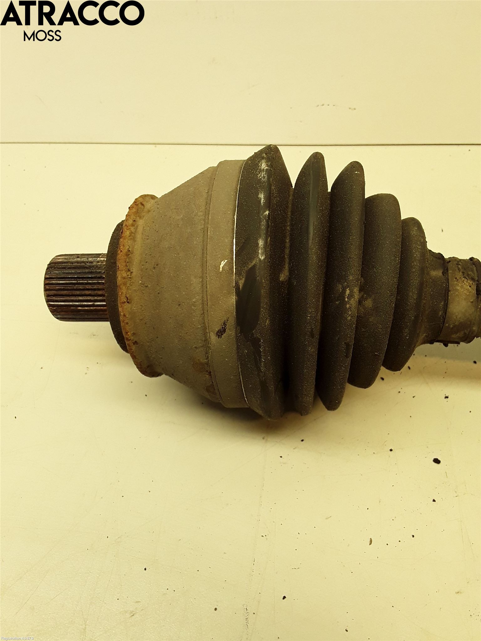 Audi A6/S6     05-11 Drivaxel Fram Höger