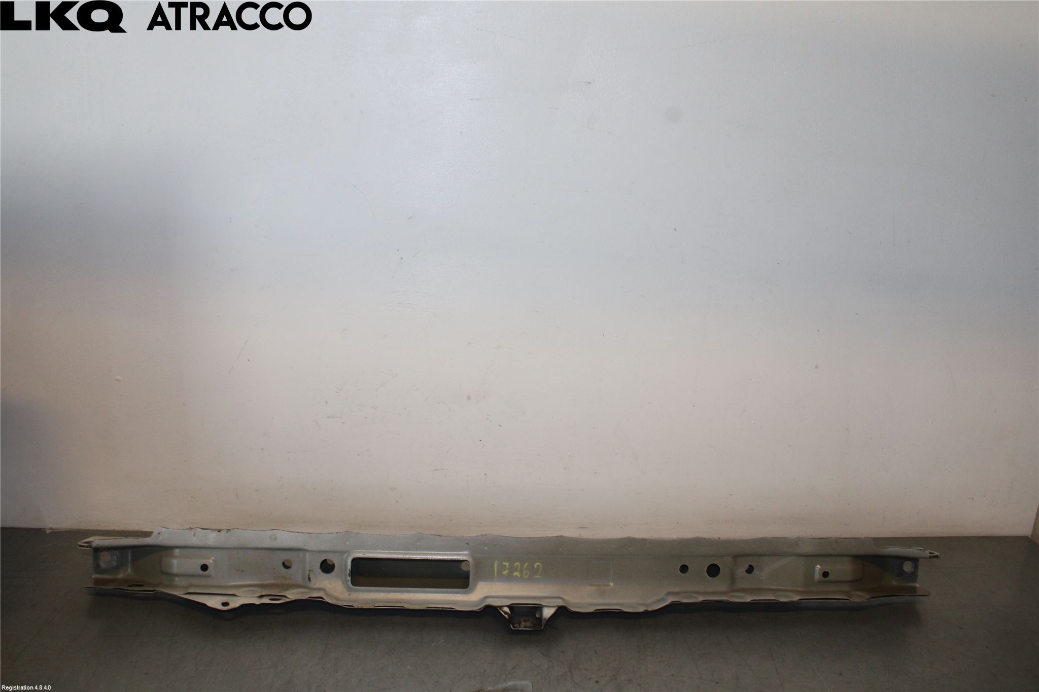 Toyota RAV4 13-18 Front Huvlåsplåt-Balk