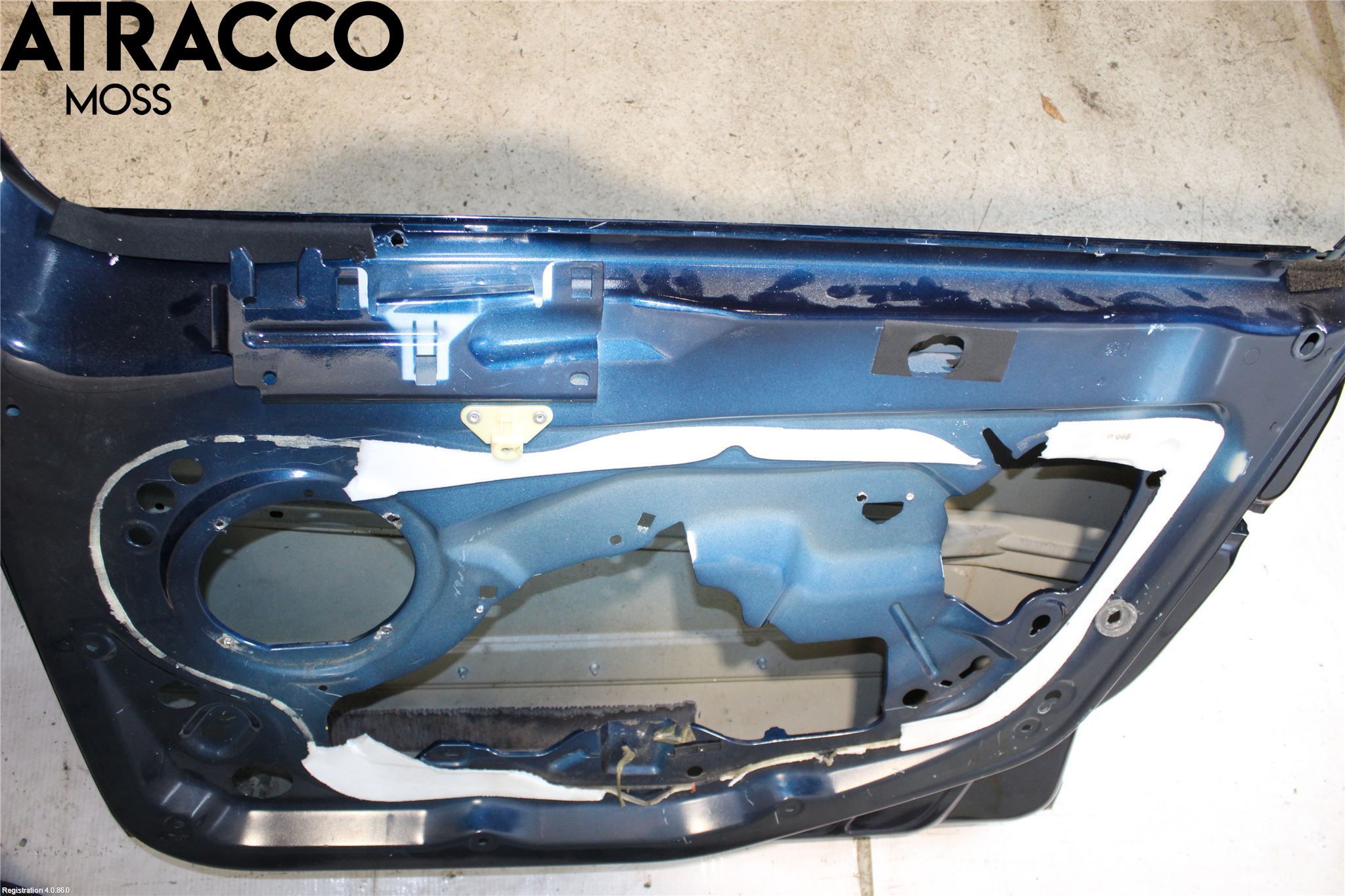 Peugeot 308 08-13 Dörr Fram Höger