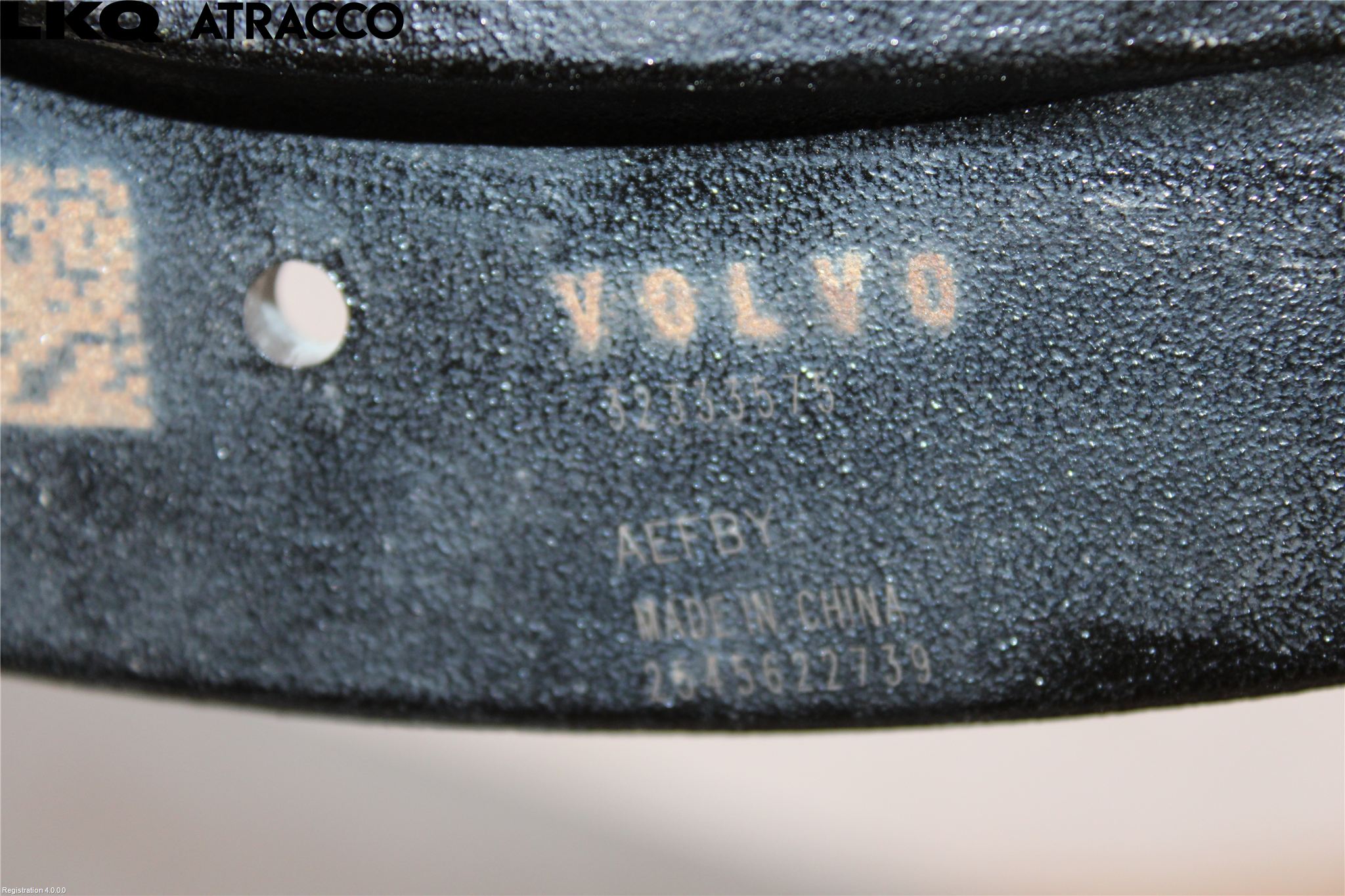 Volvo EX40 25- Bärarm Bak Övre Höger