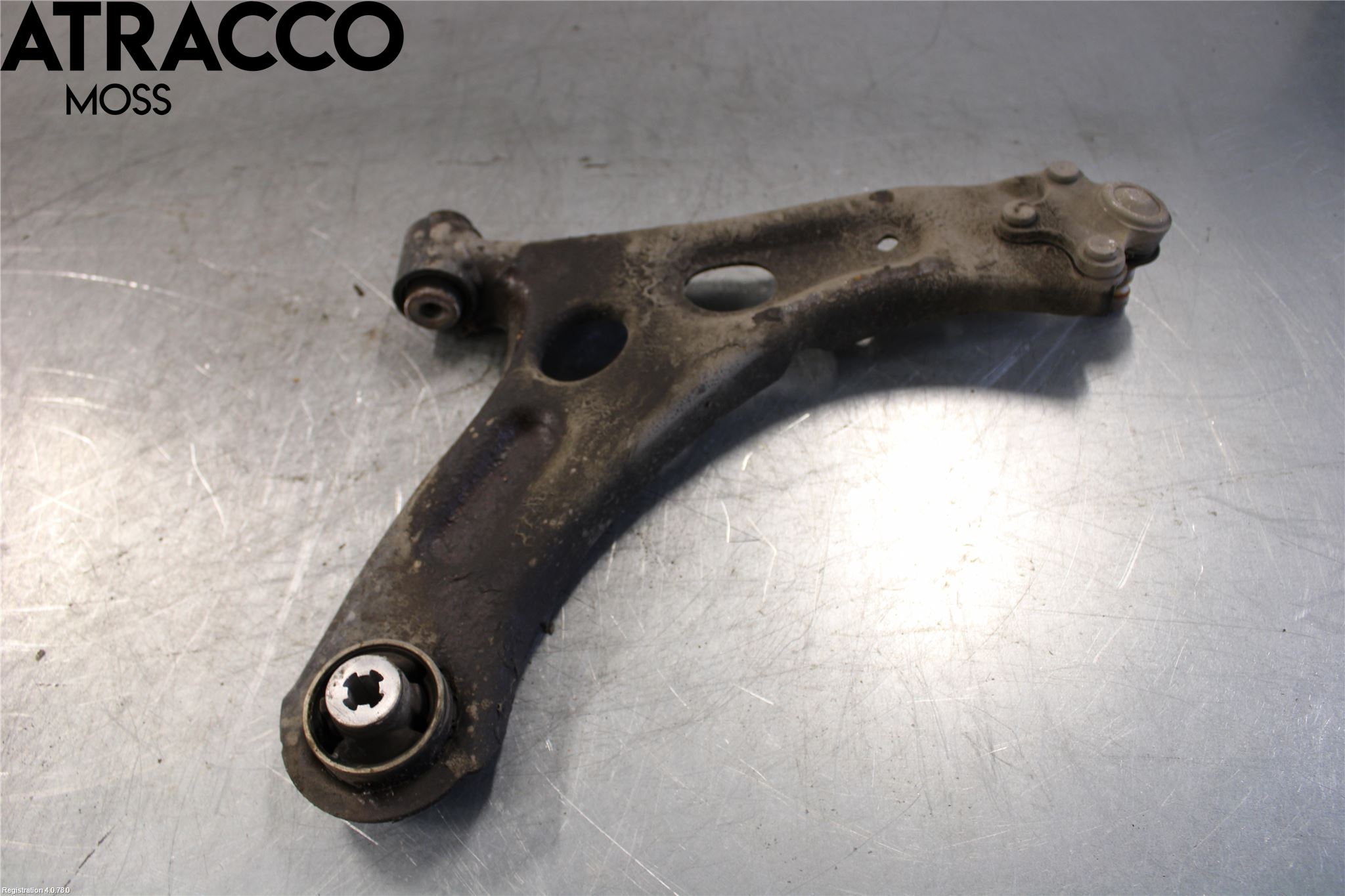 Peugeot 208/E-208 20- Bärarm Fram Undre Vä