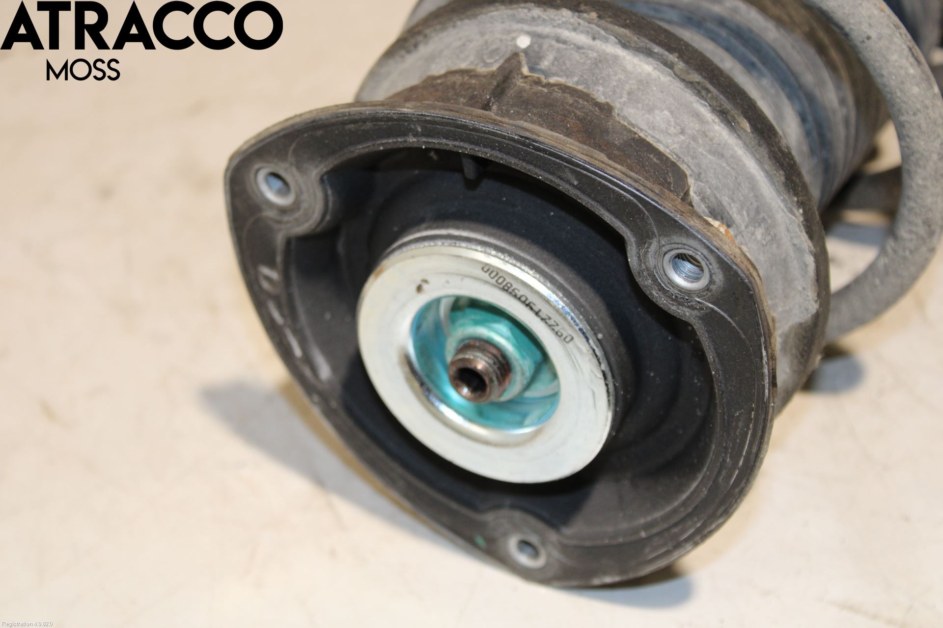 Volkswagen VW GOLF / E-GOLF VII 13-20 Fjäderben Fram Vänster