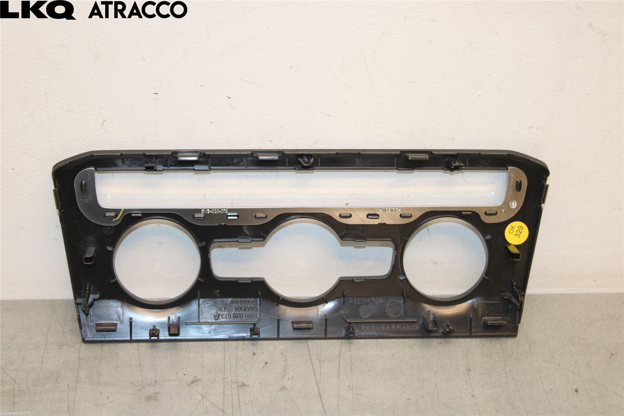 Volkswagen VW TIGUAN 16-24 Instrument-Radio Sarg