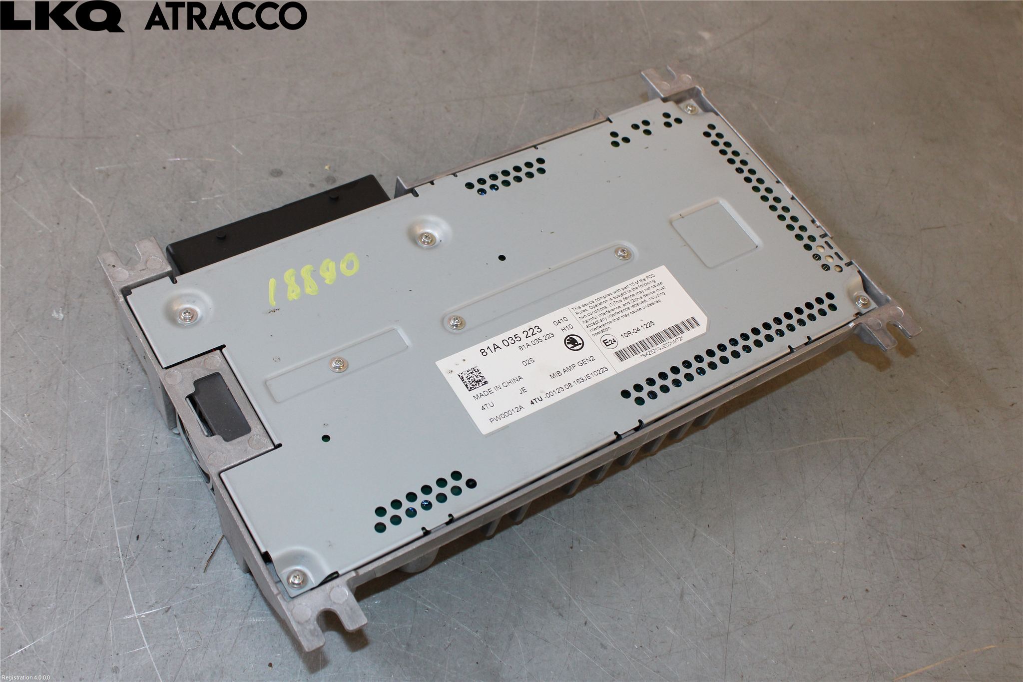 Skoda SUPERB 09-15 Radio-Stereo Förstärkare