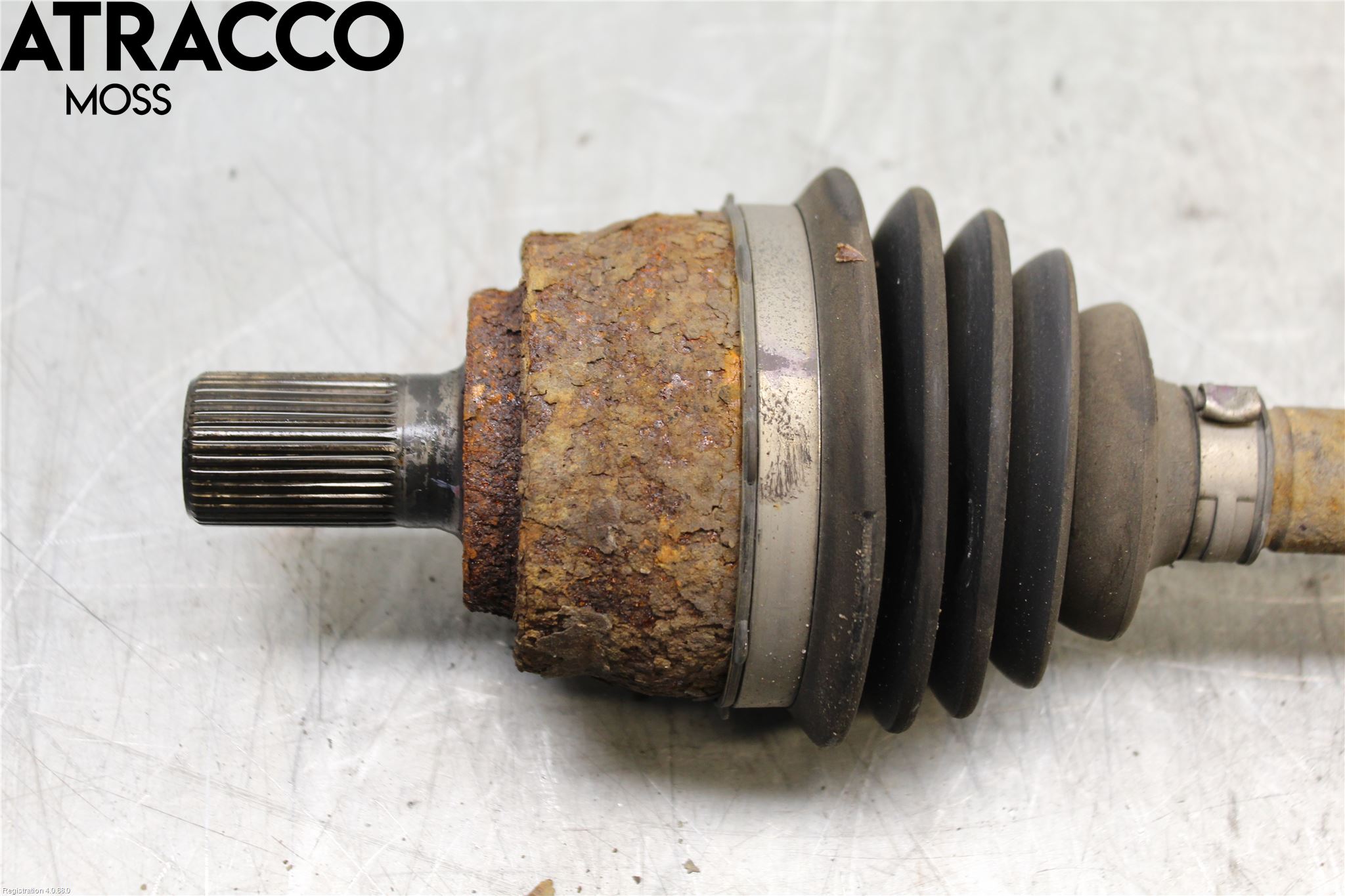 Volvo V40 12-19 Drivaxel Fram Vänster