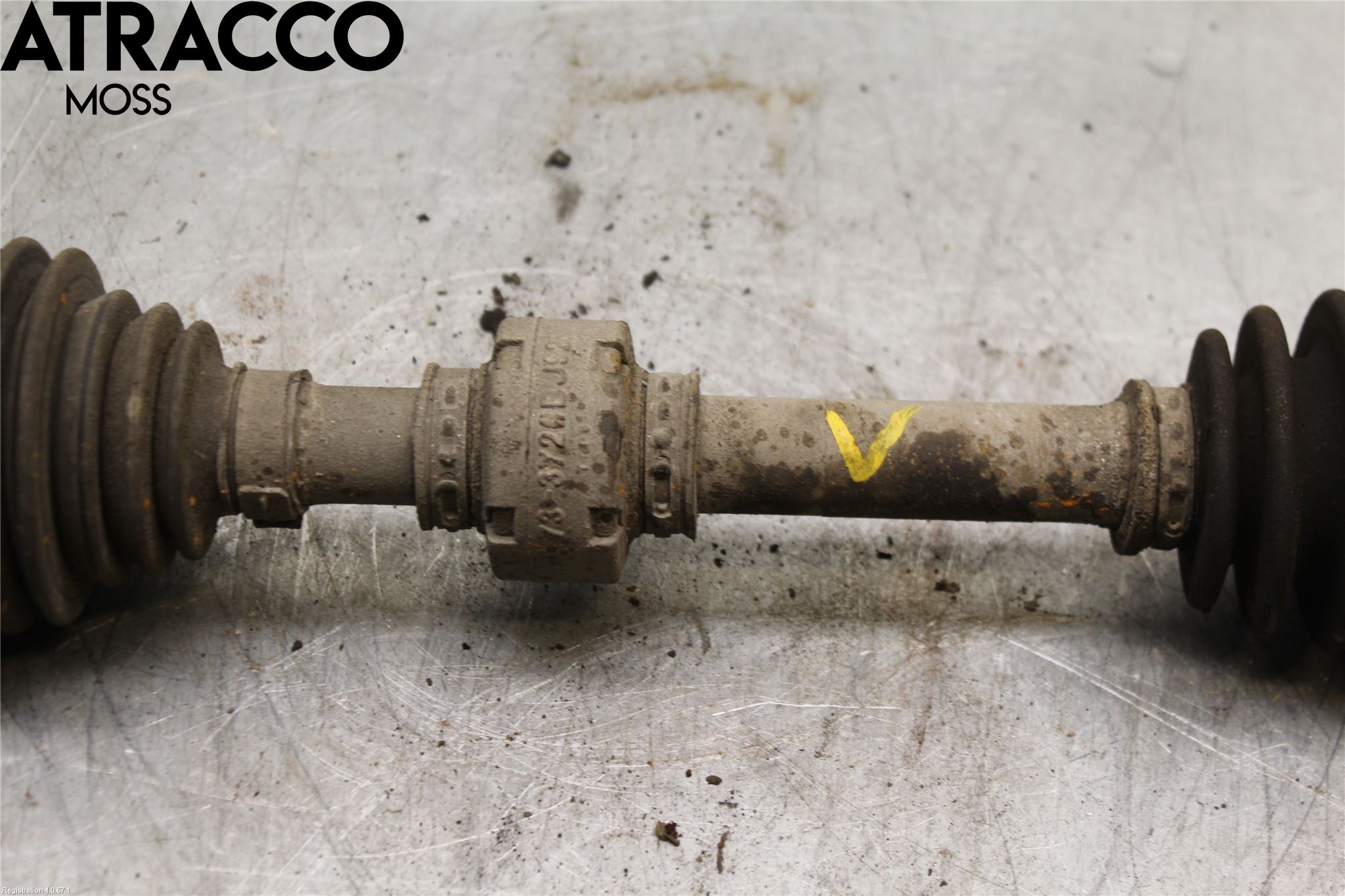 Toyota AURIS 13-19 Drivaxel Fram Vänster
