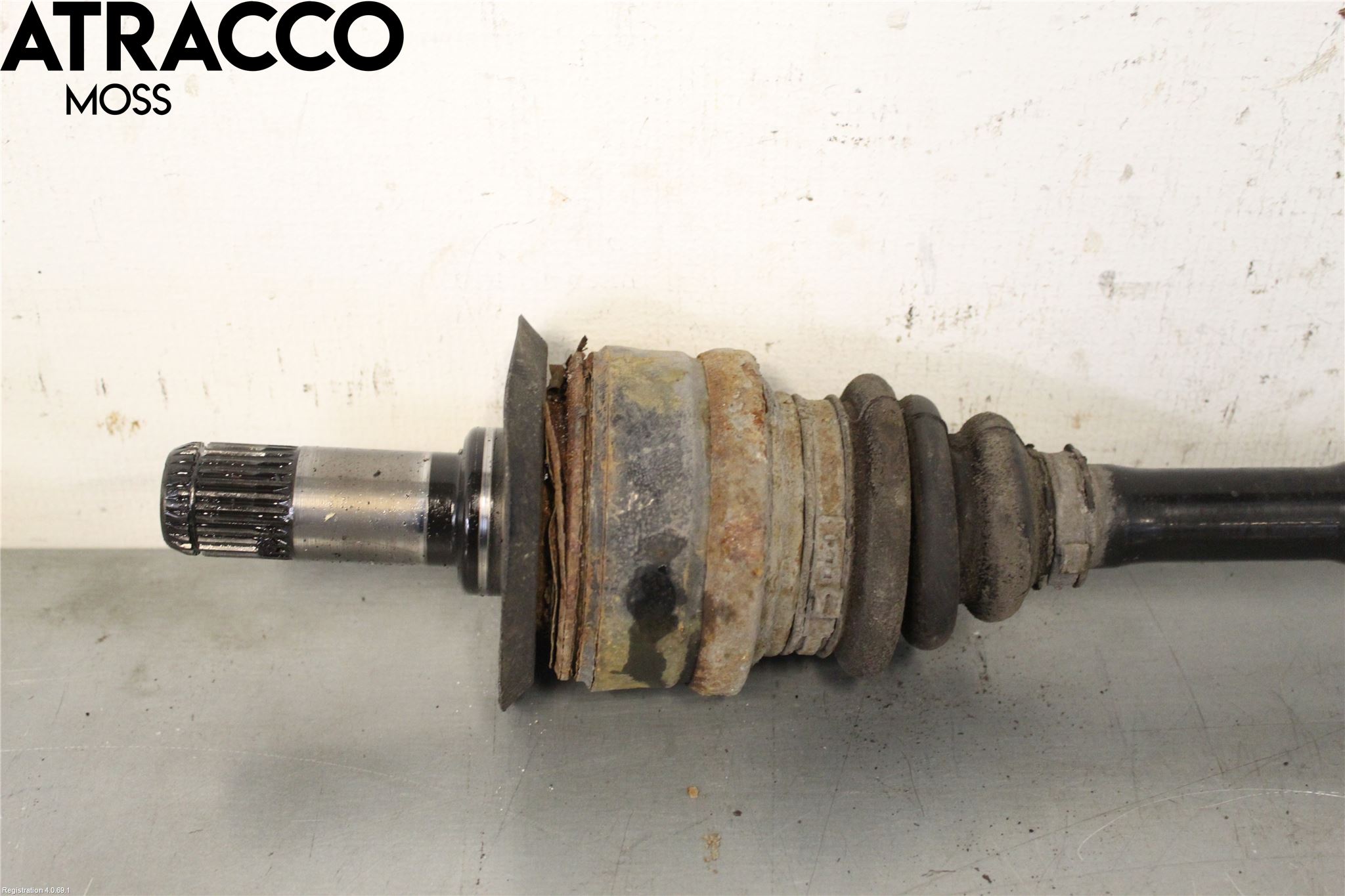 BMW 1 F20/F21 11-19 Drivaxel Bak Vänster