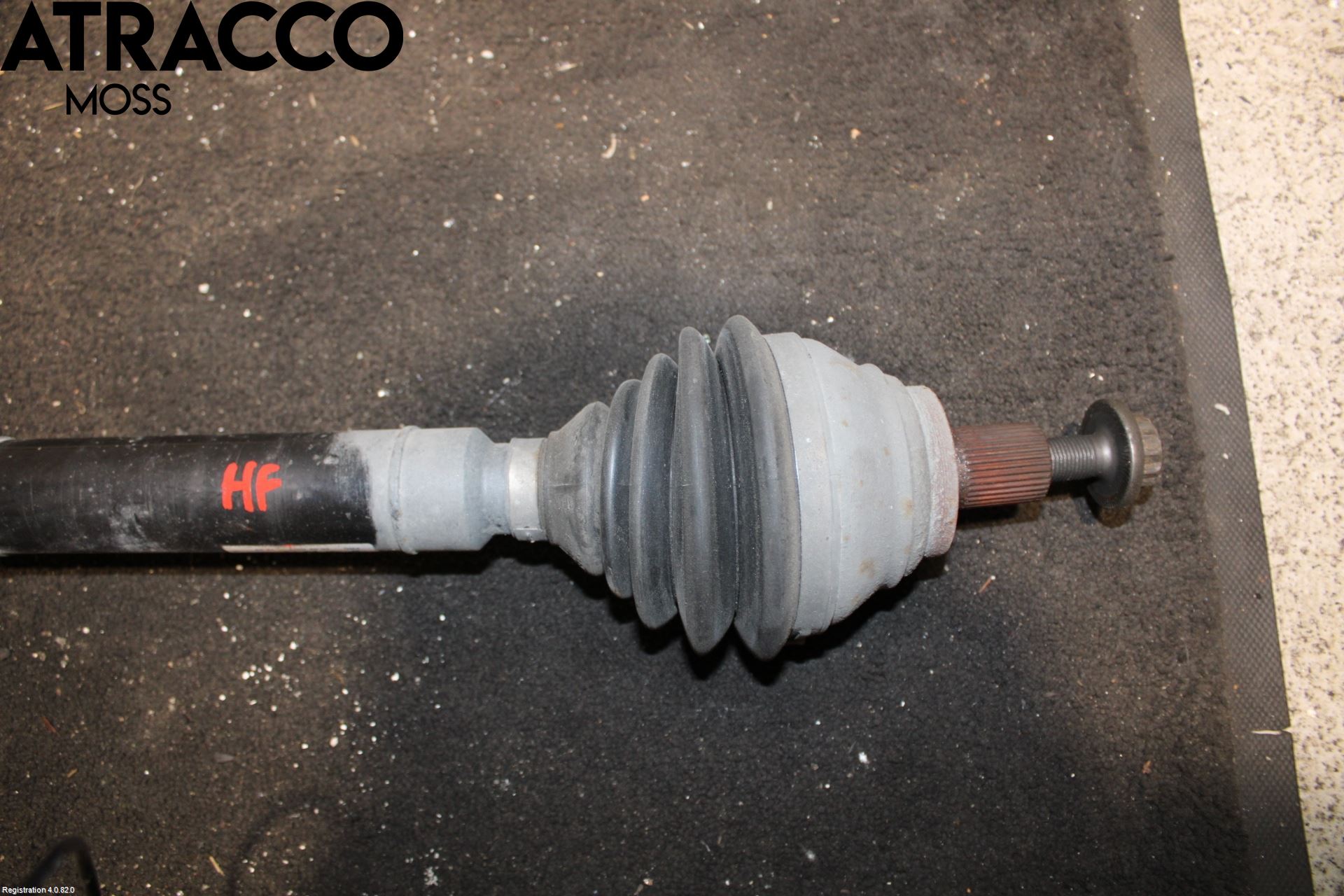 Volkswagen VW PASSAT 05-11 Drivaxel Fram Höger