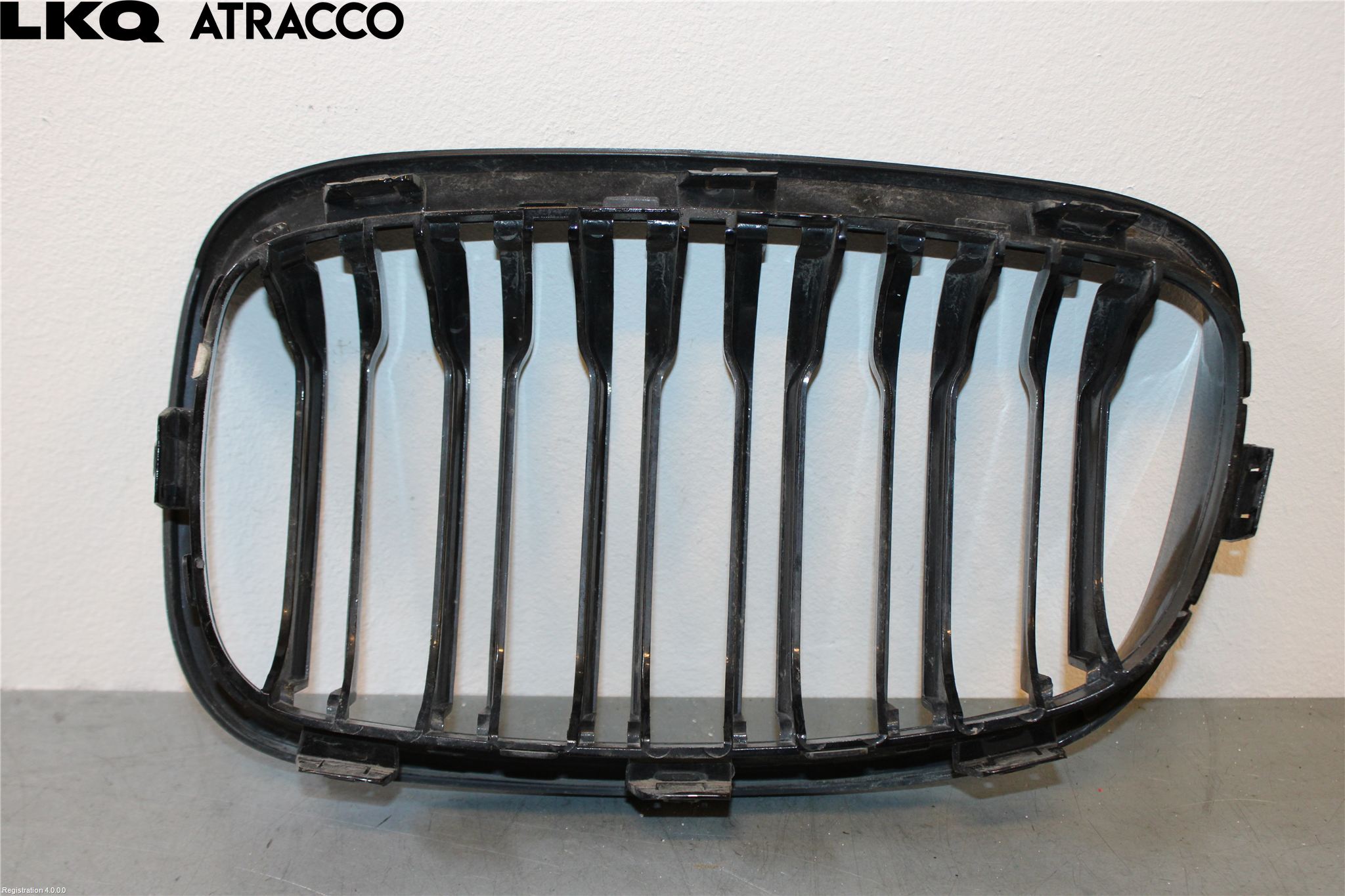 BMW 1 F20/F21 11-19 Grilldel Höger