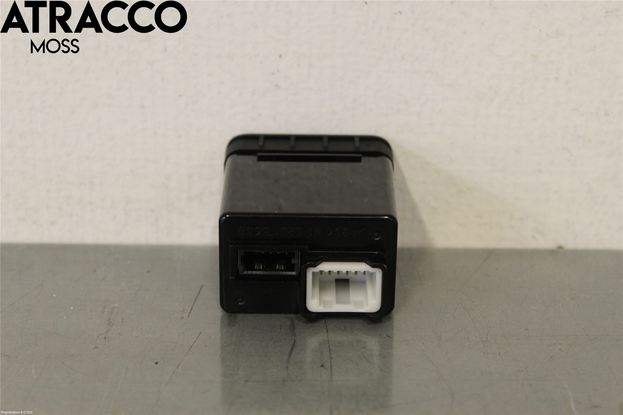 Kia SPORTAGE (SL) 11-15 Usb Connection