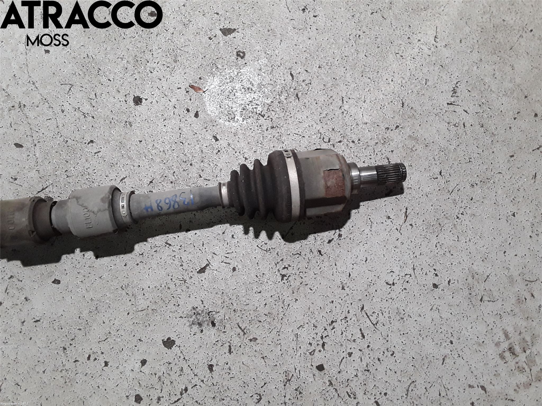 Kia SPORTAGE (SL) 11-15 Drivaxel Fram Höger