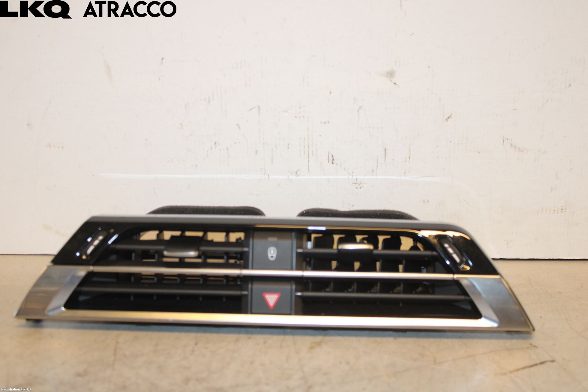 Citroen C4/E-C4 C4X/E-C4X III 21- Defrosterkanal-Munstycke