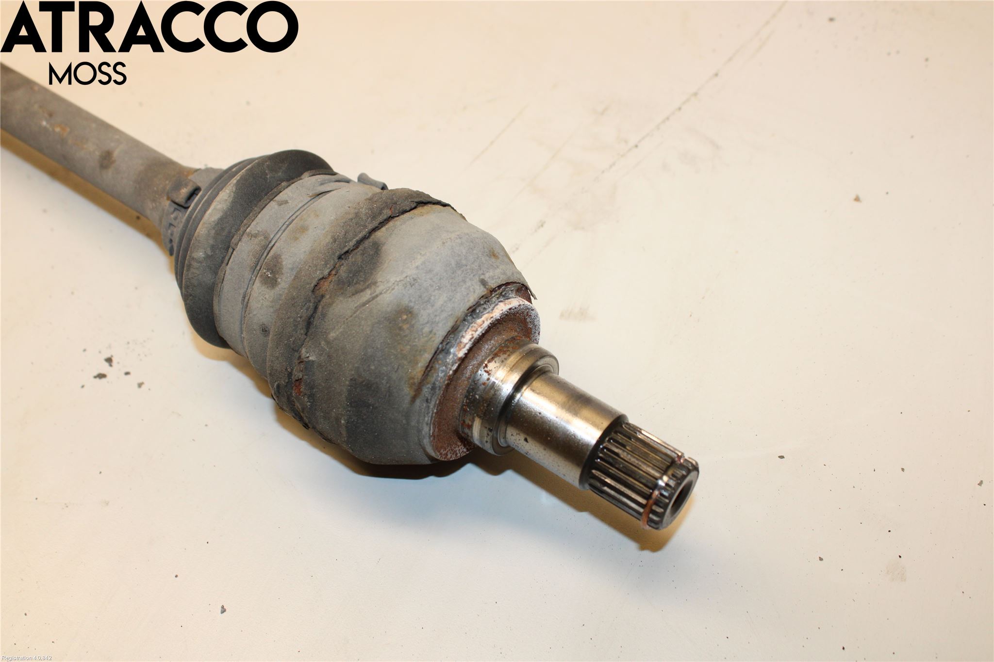 Mercedes-Benz MB GLA-KLASS (X156) 13-20 Drivaxel Bak Vänster