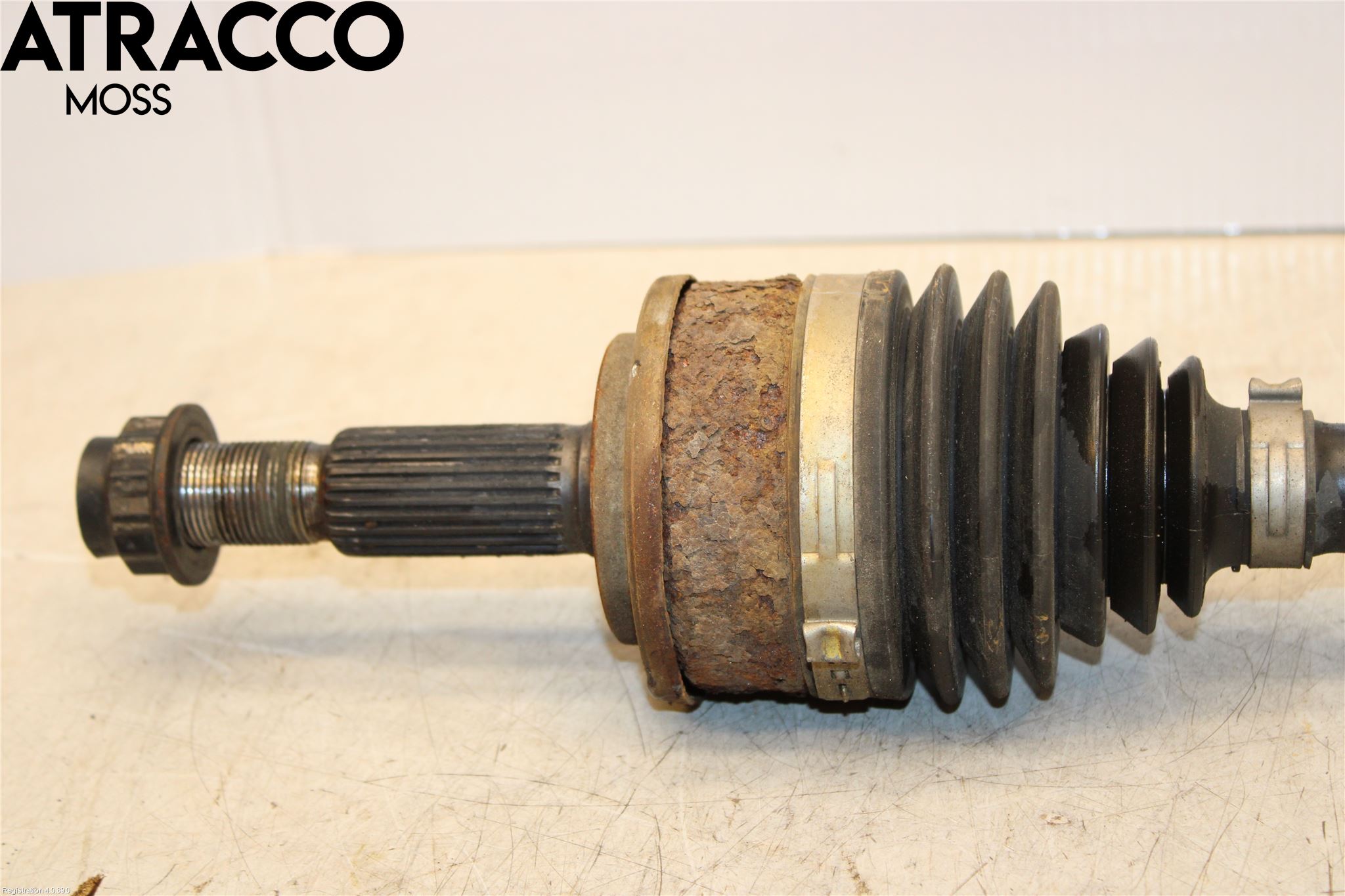Toyota AURIS 13-19 Drivaxel Fram Vänster