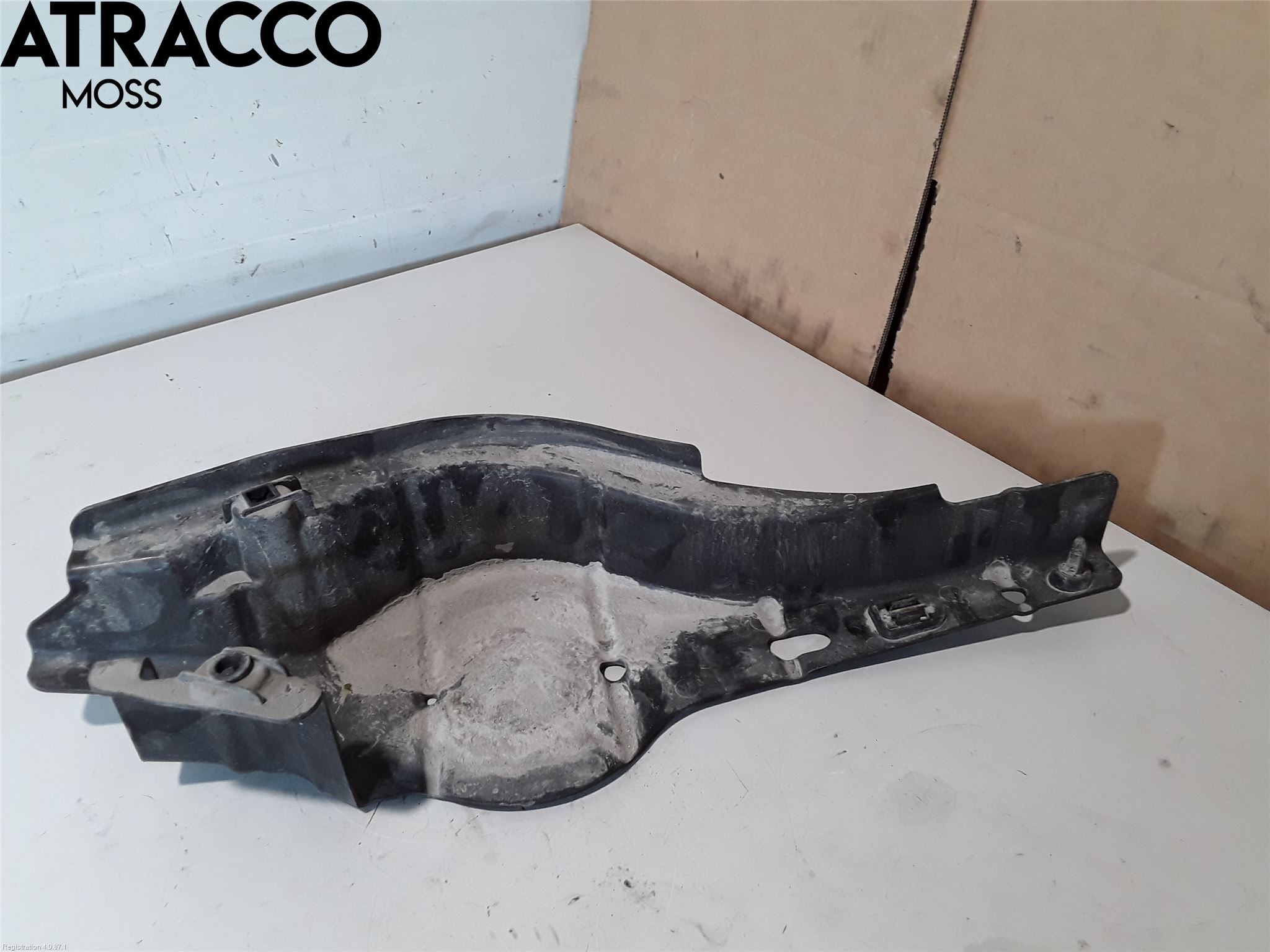 Volvo XC40/RECHARGE 18- Bärarm Bak Vänster