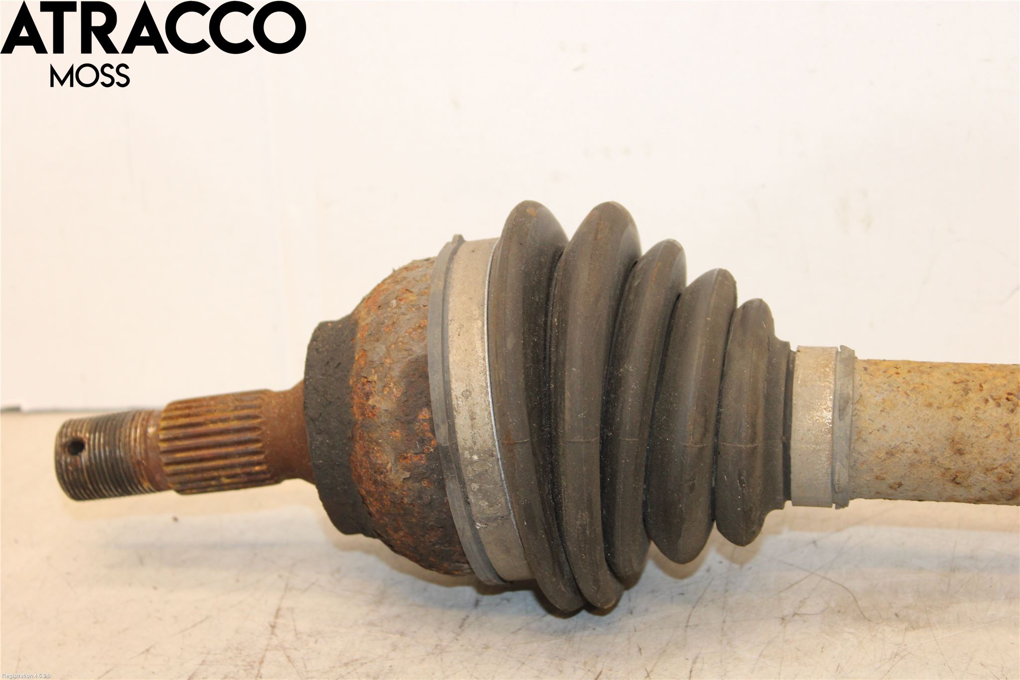 Peugeot 3008 09-16 Drivaxel Fram Vänster
