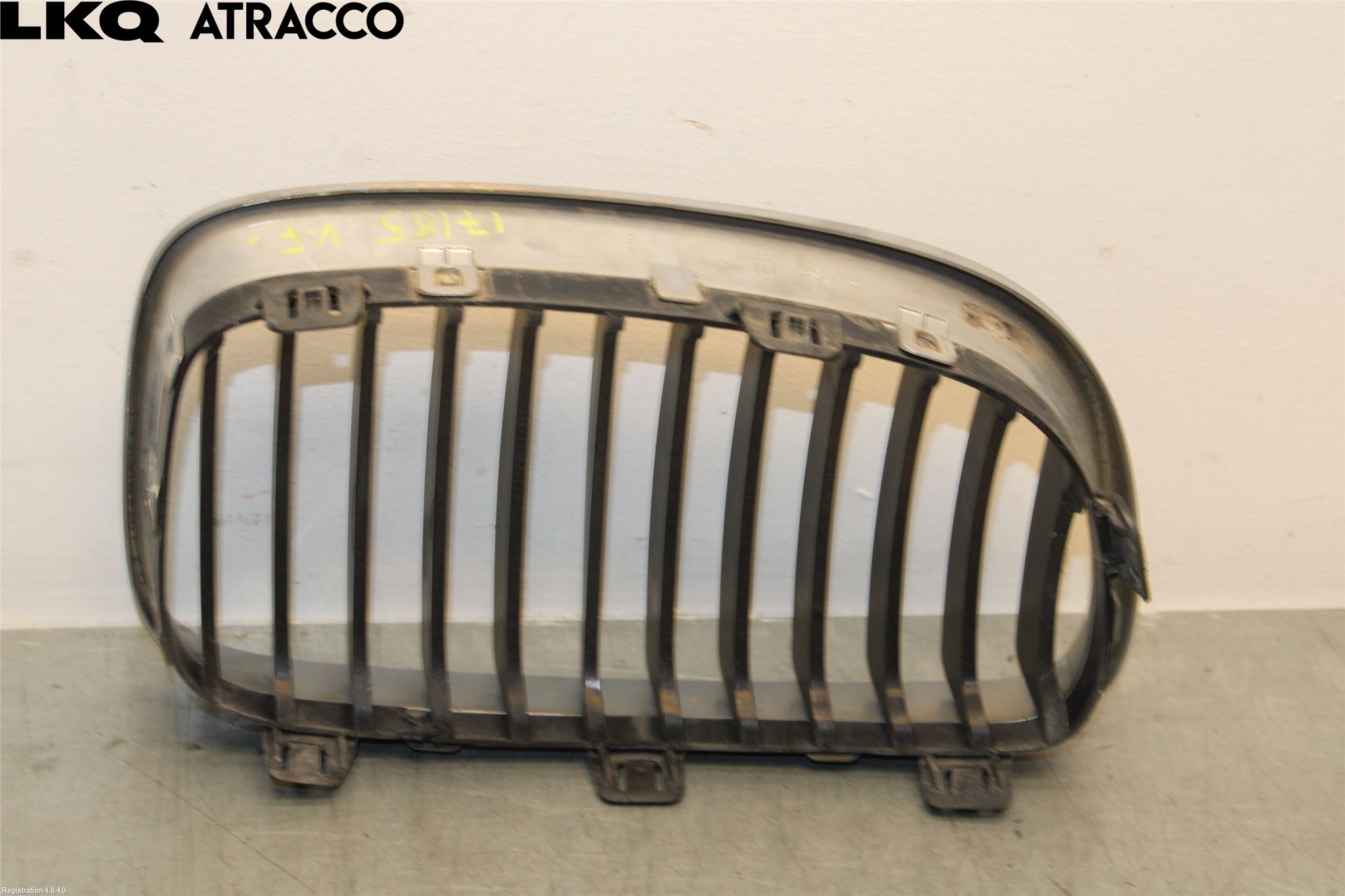BMW 1 E87/81 5D/3D 03-11 Grilldel Vänster