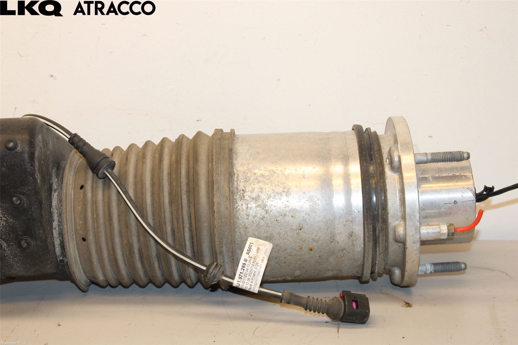 Porsche TAYCAN 20- Fjäderben Fram Vänster