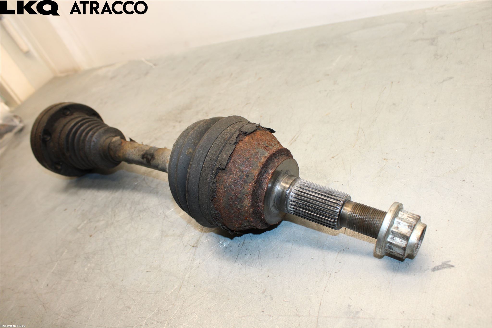 Porsche CAYENNE 03- Drivaxel Fram Vänster