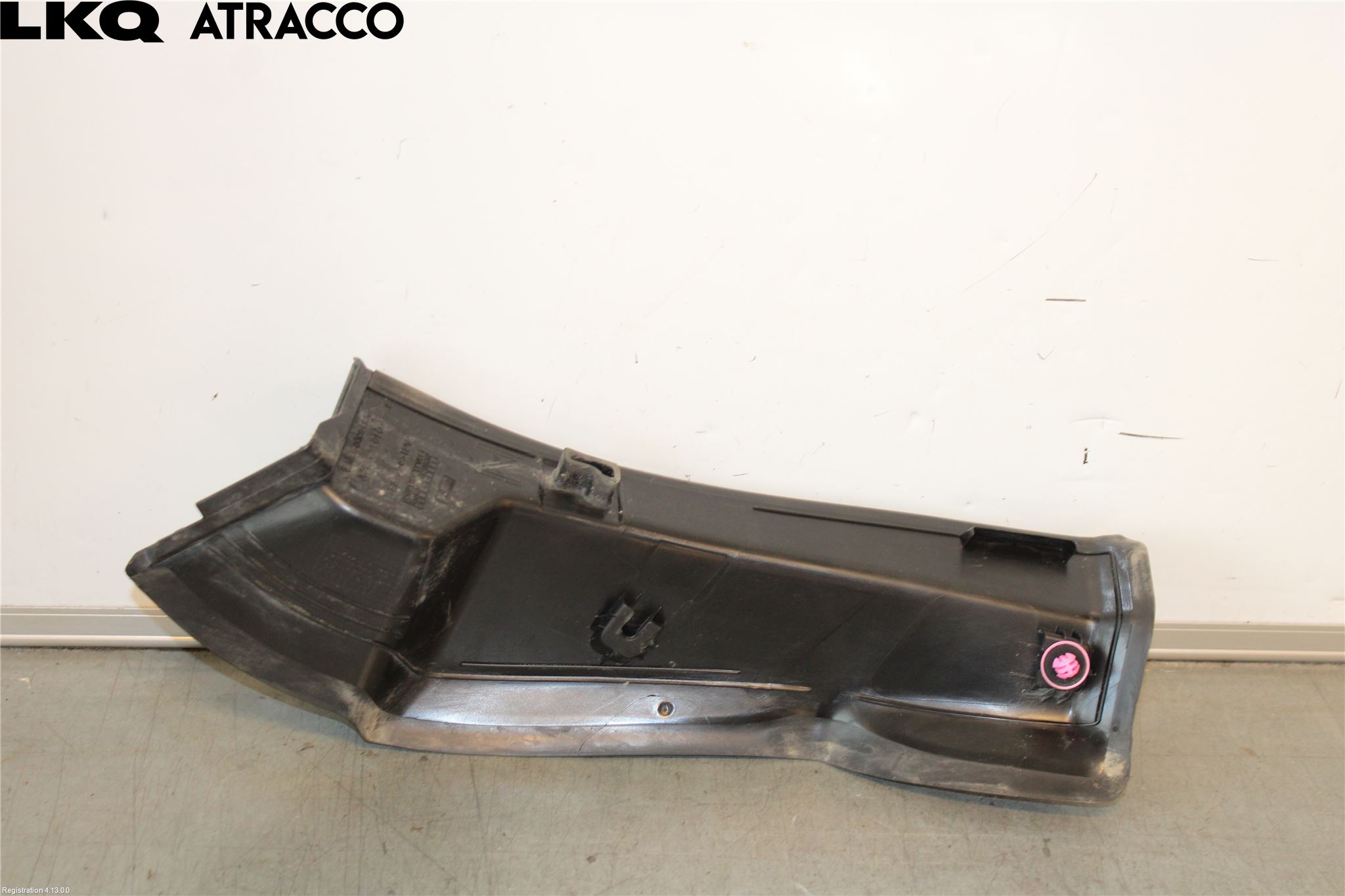 Mercedes-Benz MB EQC (N293) 20- Bakljuslamphållare Lucka