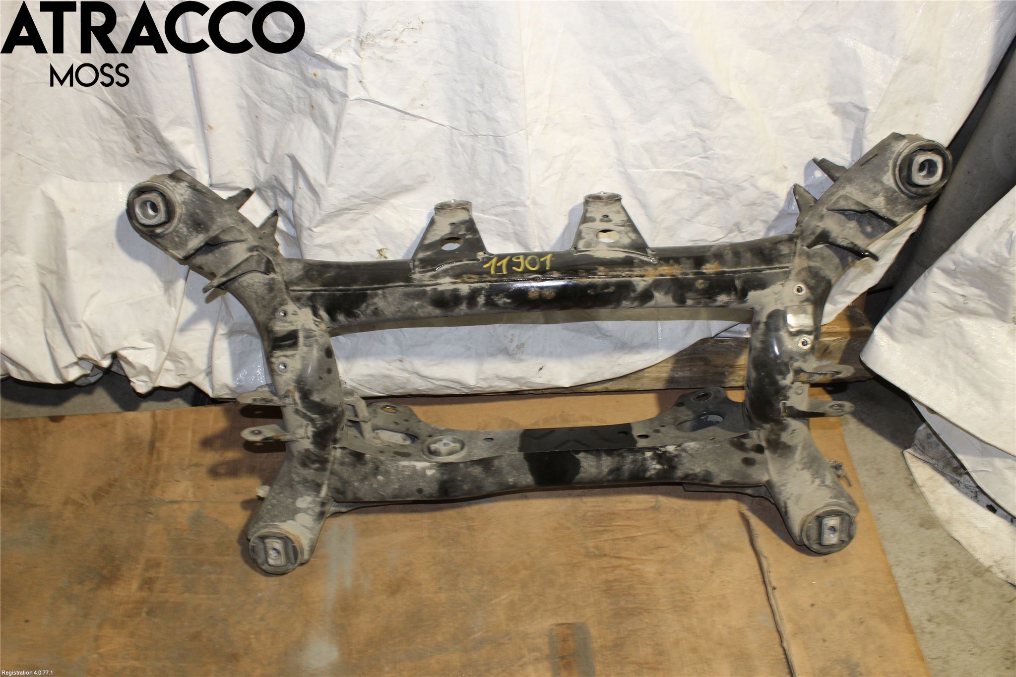 BMW 3 F30/F31/F80 12-19 Bakaxelbalk