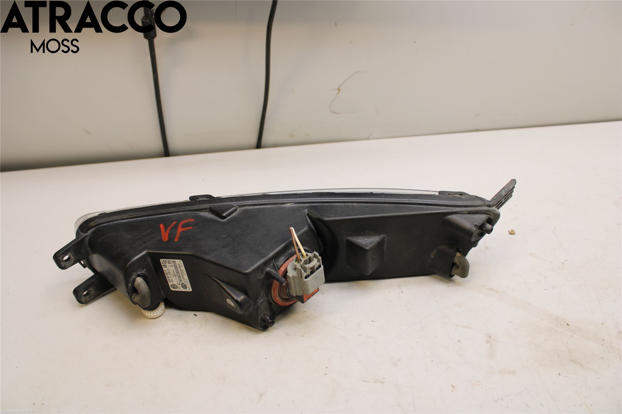 Volkswagen VW PASSAT 15-19 Dimljus-Varselljus Fram