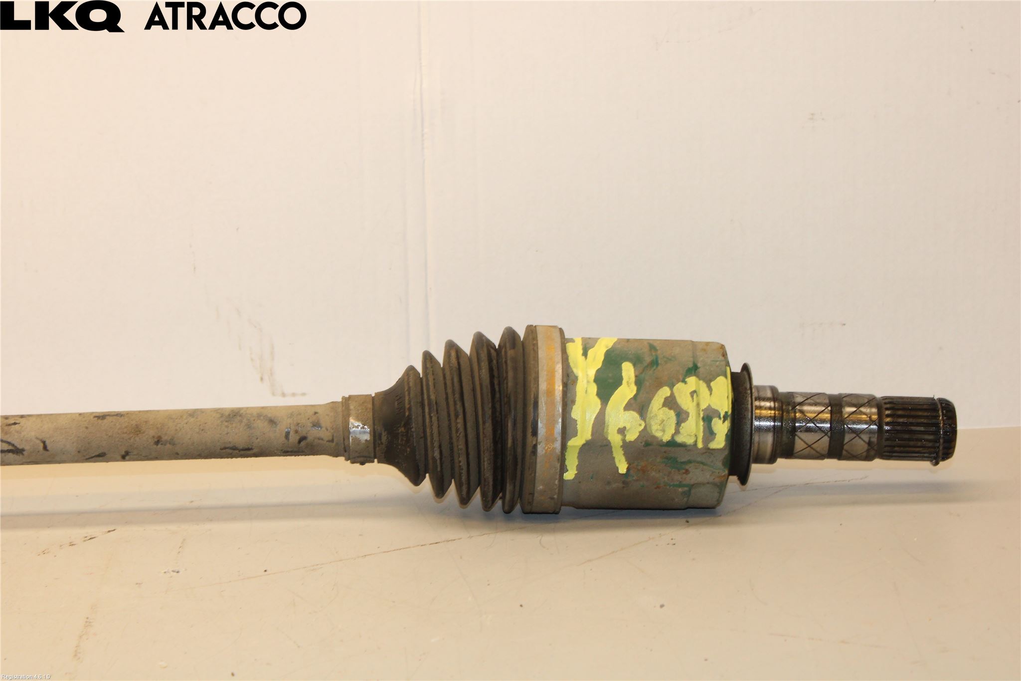 Subaru OUTBACK 10-15 Drivaxel Fram Vänster