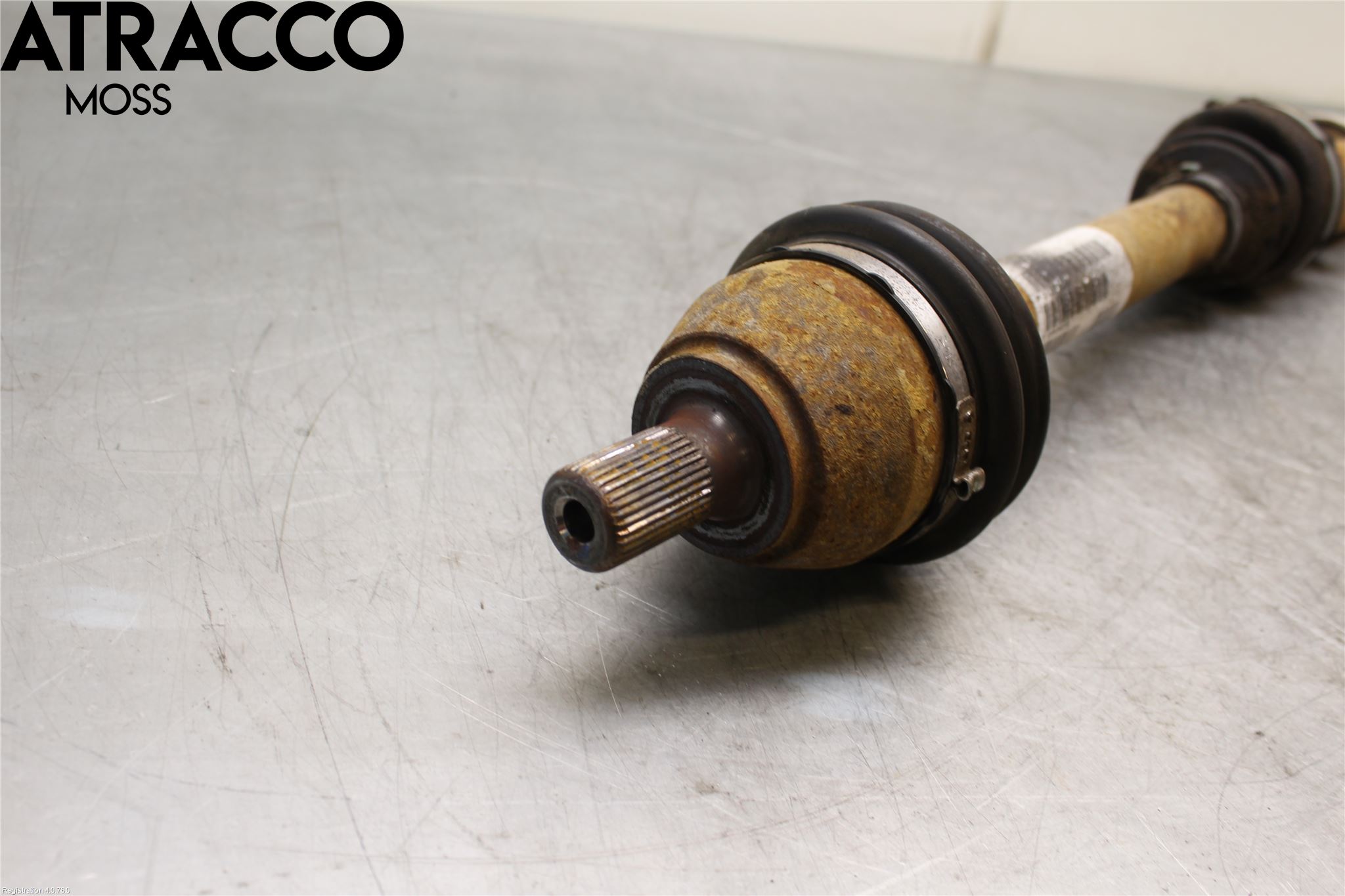 Volvo V50 08-12 Drivaxel Fram Höger