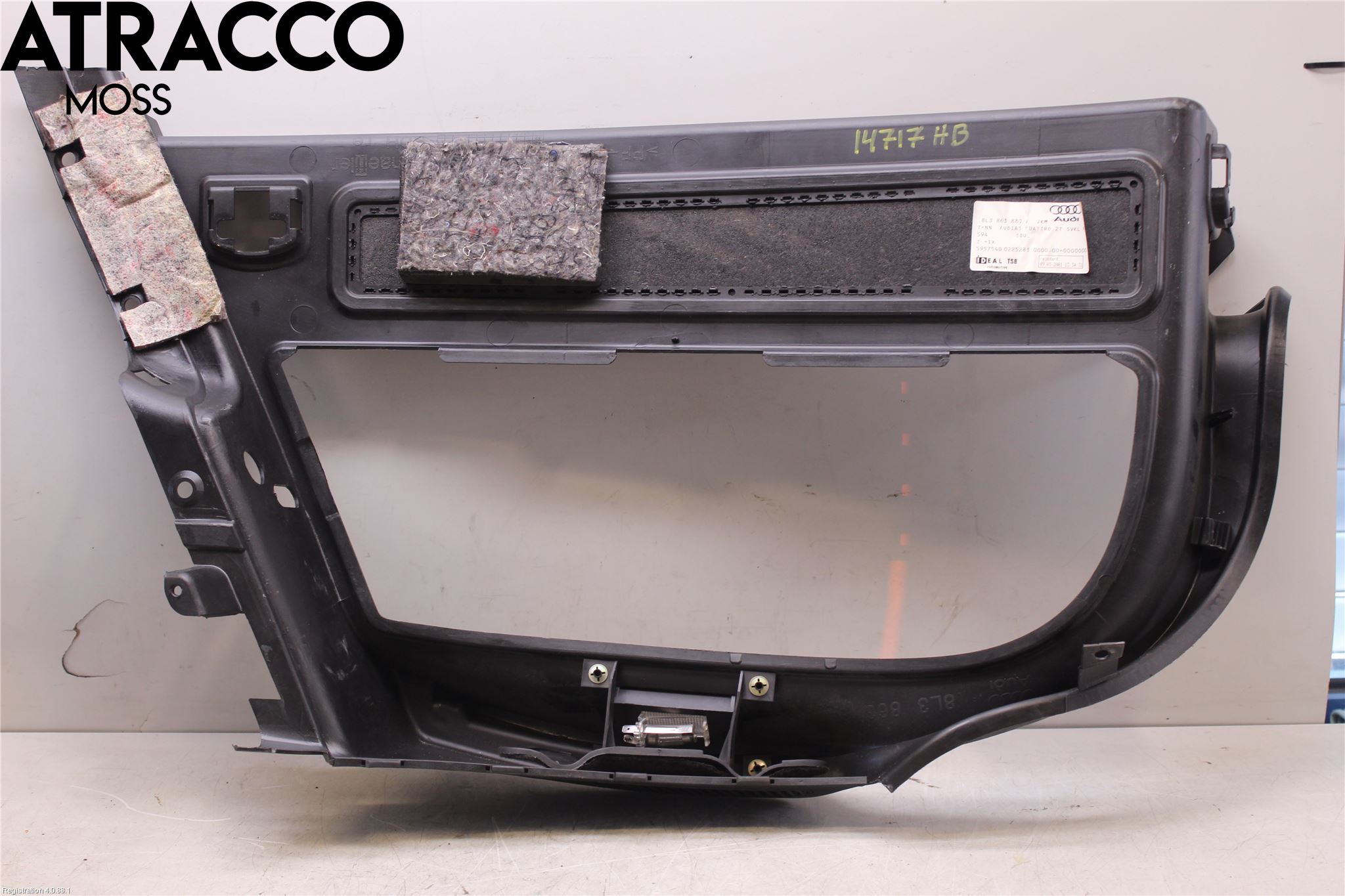 Audi A3/S3     96-03 Inrbagagerumklädsel-Golv
