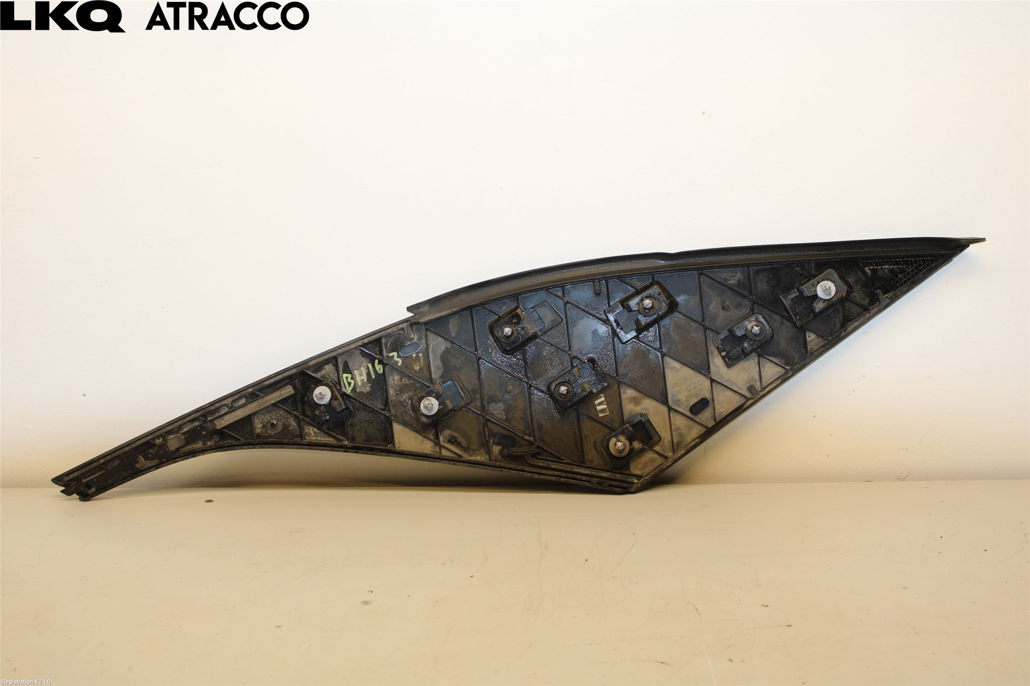 Volkswagen VW ID.4 21- Inr Plastd A-B-C Stolpe