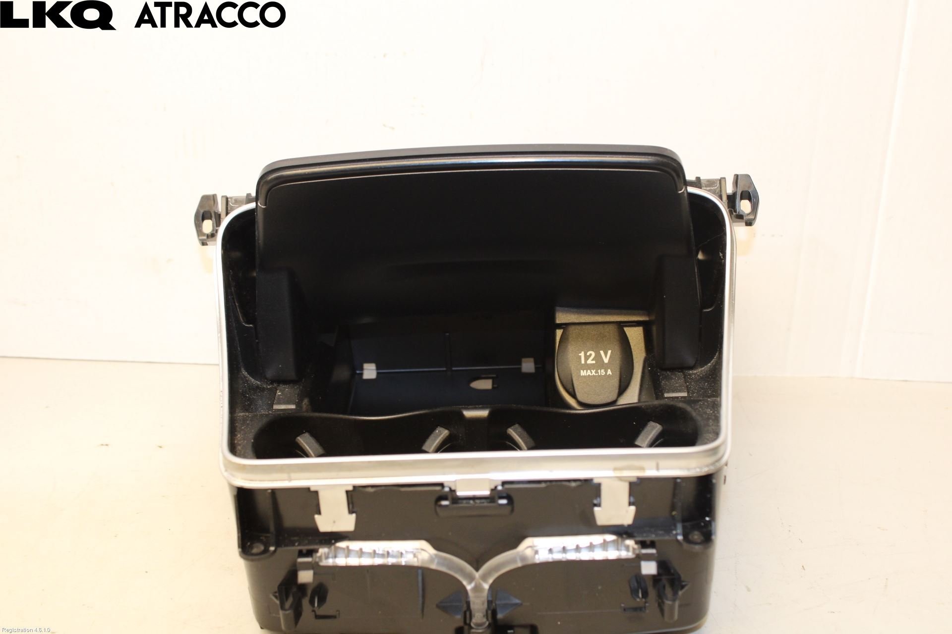 Mercedes-Benz MB C-KLASS (W205) 14-21 Instrumentbräda Förvaringsfack