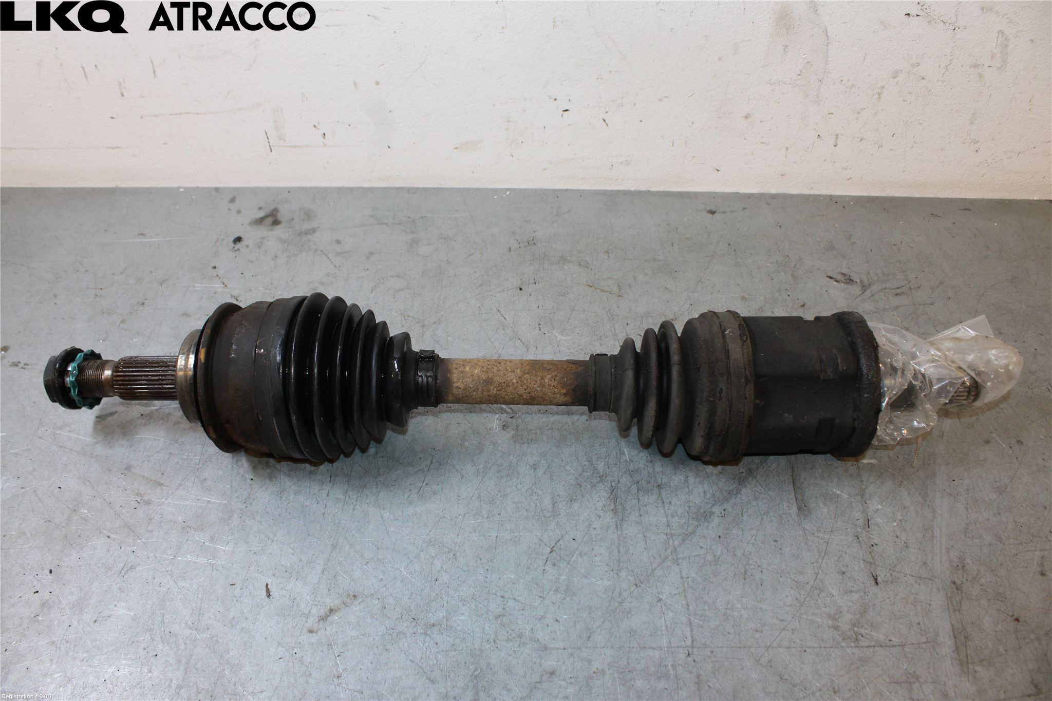 Toyota HILUX 16- Drivaxel Fram Vä Hö