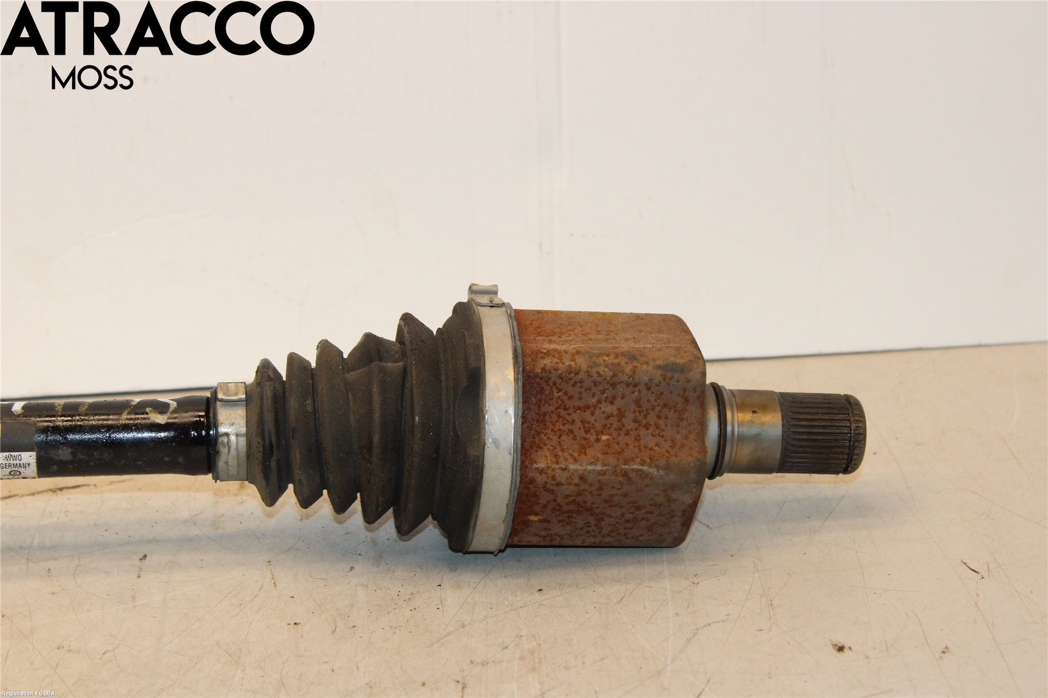 Volkswagen VW TOURAN 16- Drivaxel Fram Vänster