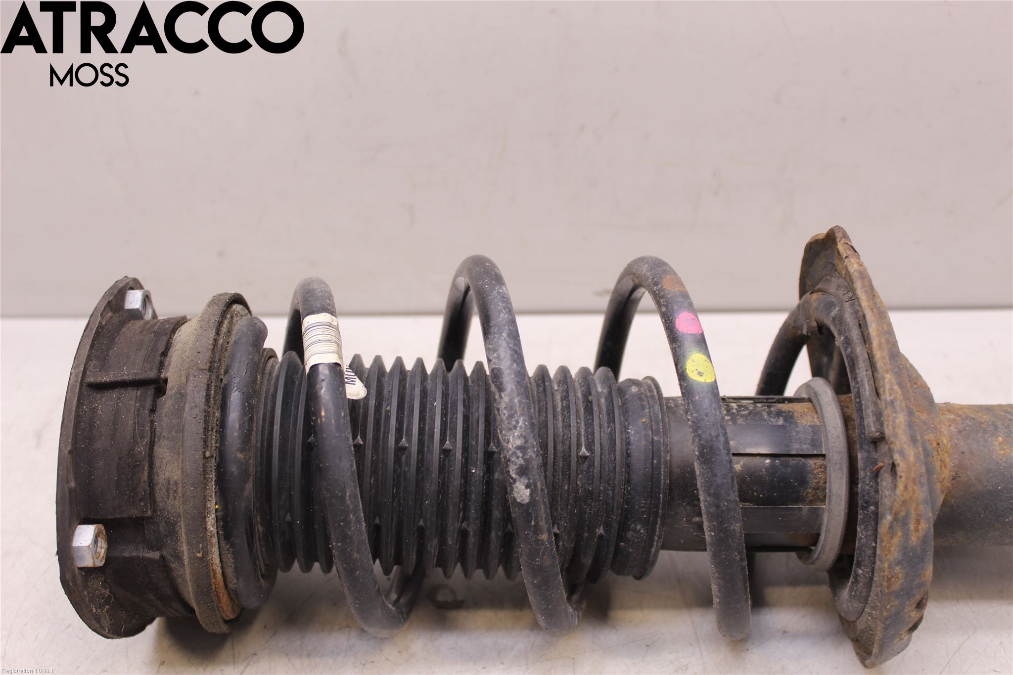 Volkswagen VW PASSAT 15-19 Fjäderben Fram Vänster