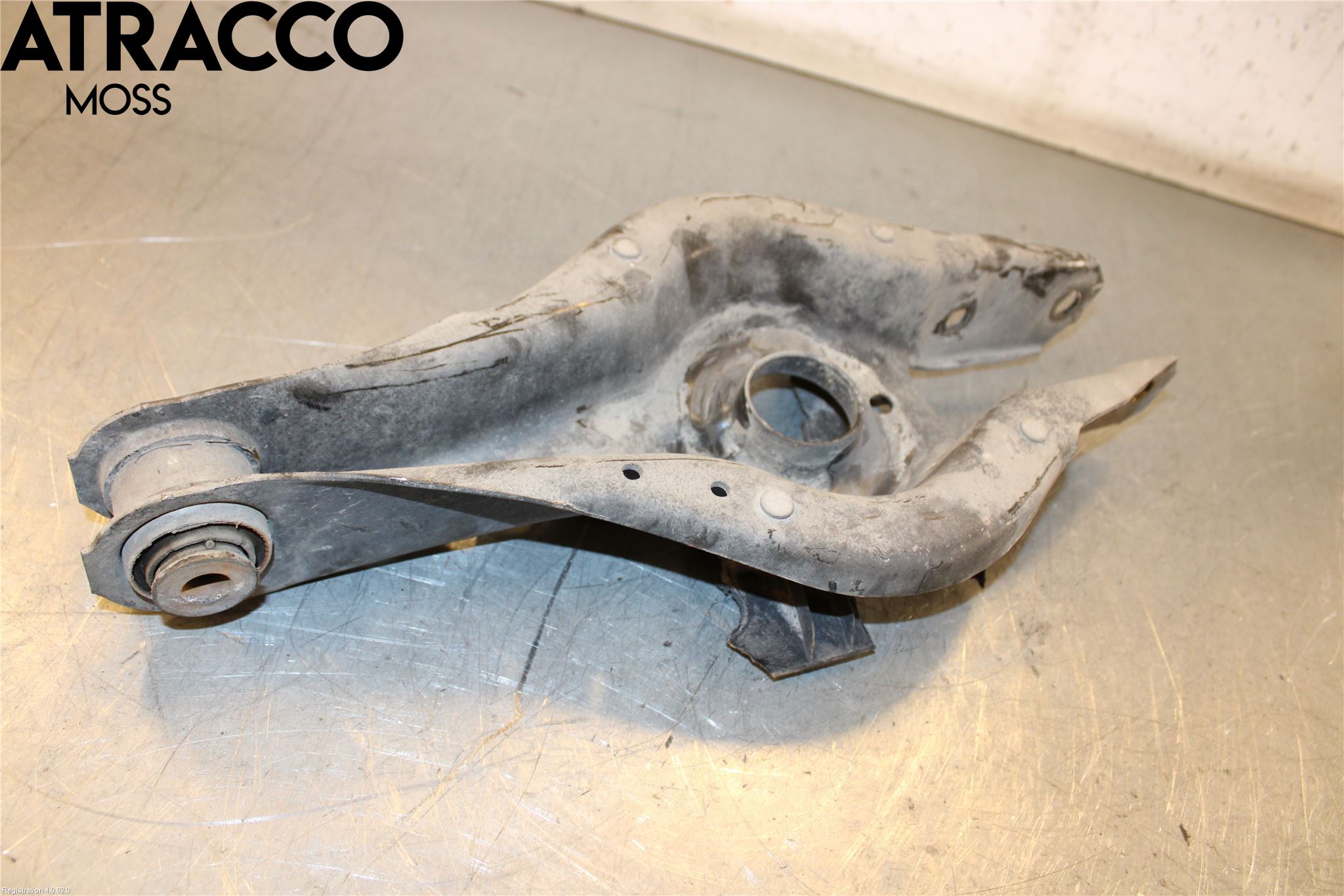 BMW 3 F30/F31/F80 12-19 Bärarm Bak Höger