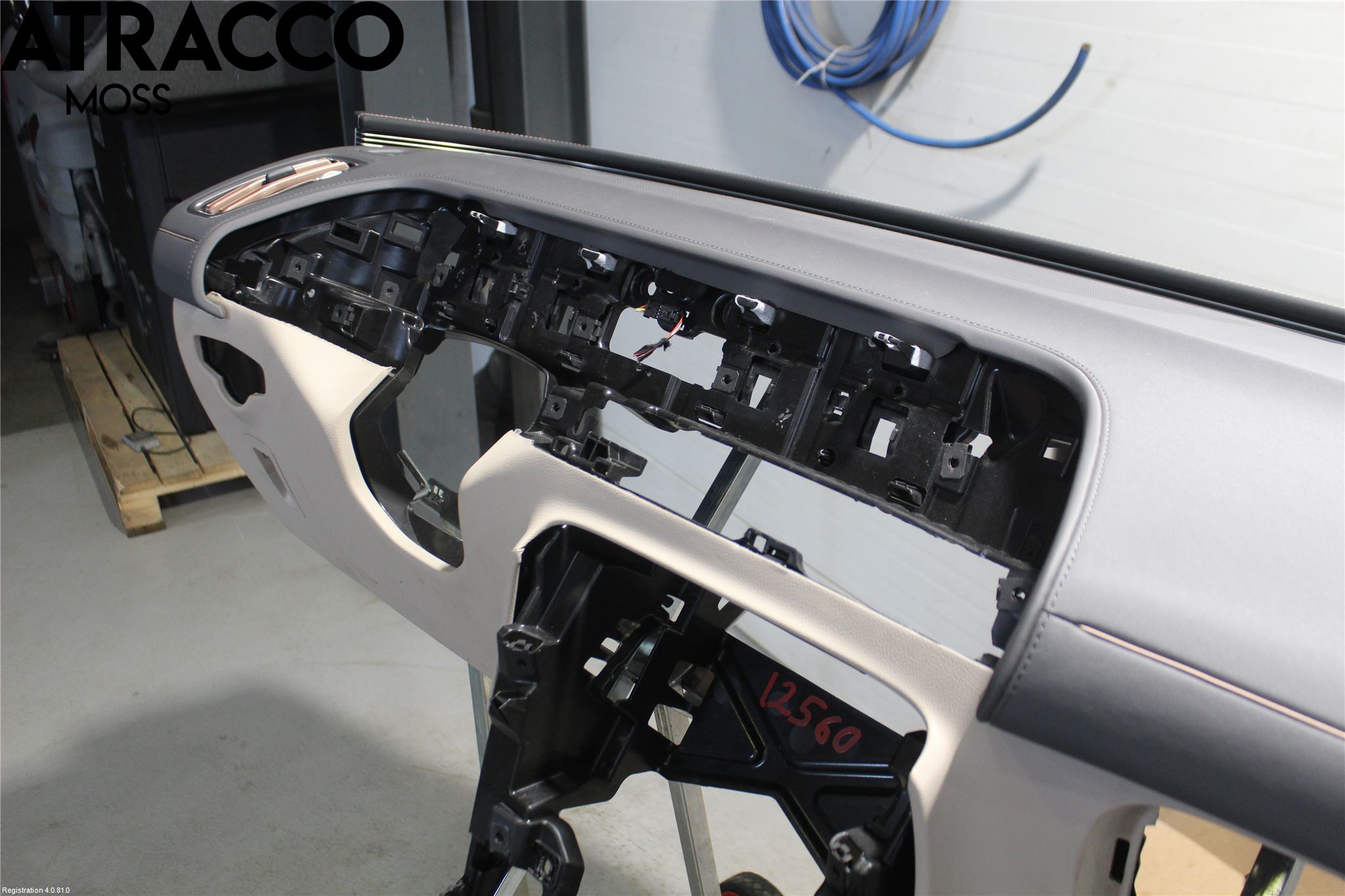 Mercedes-Benz MB EQC (N293) 20- Instrumentbräda