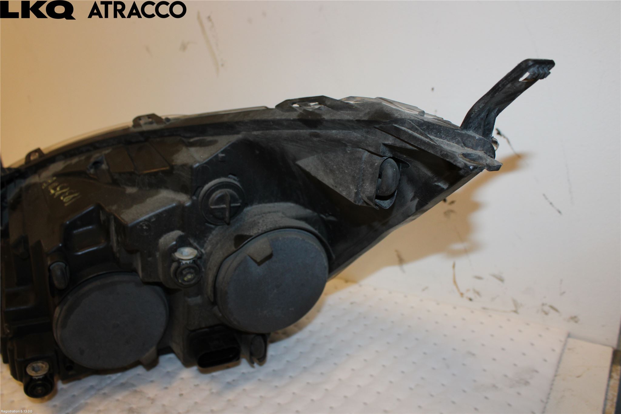 Ford TRANSIT SKÅP/BUSS 14-22 Strålkastare Höger