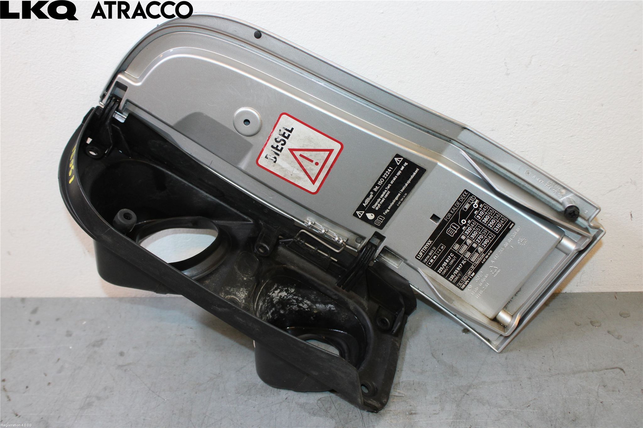 Mercedes-Benz MB VITO/V-KLASS (W640,W447,W448) 14- Bränsletankslock