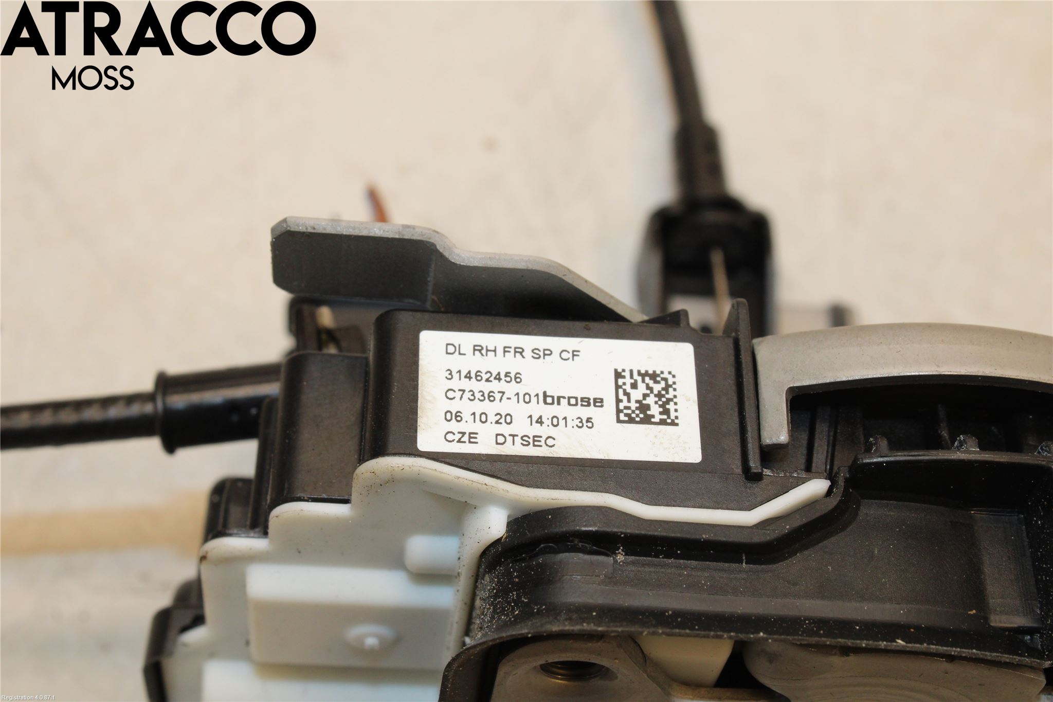 Volvo XC40/RECHARGE 18- Låskista-Dörrlås