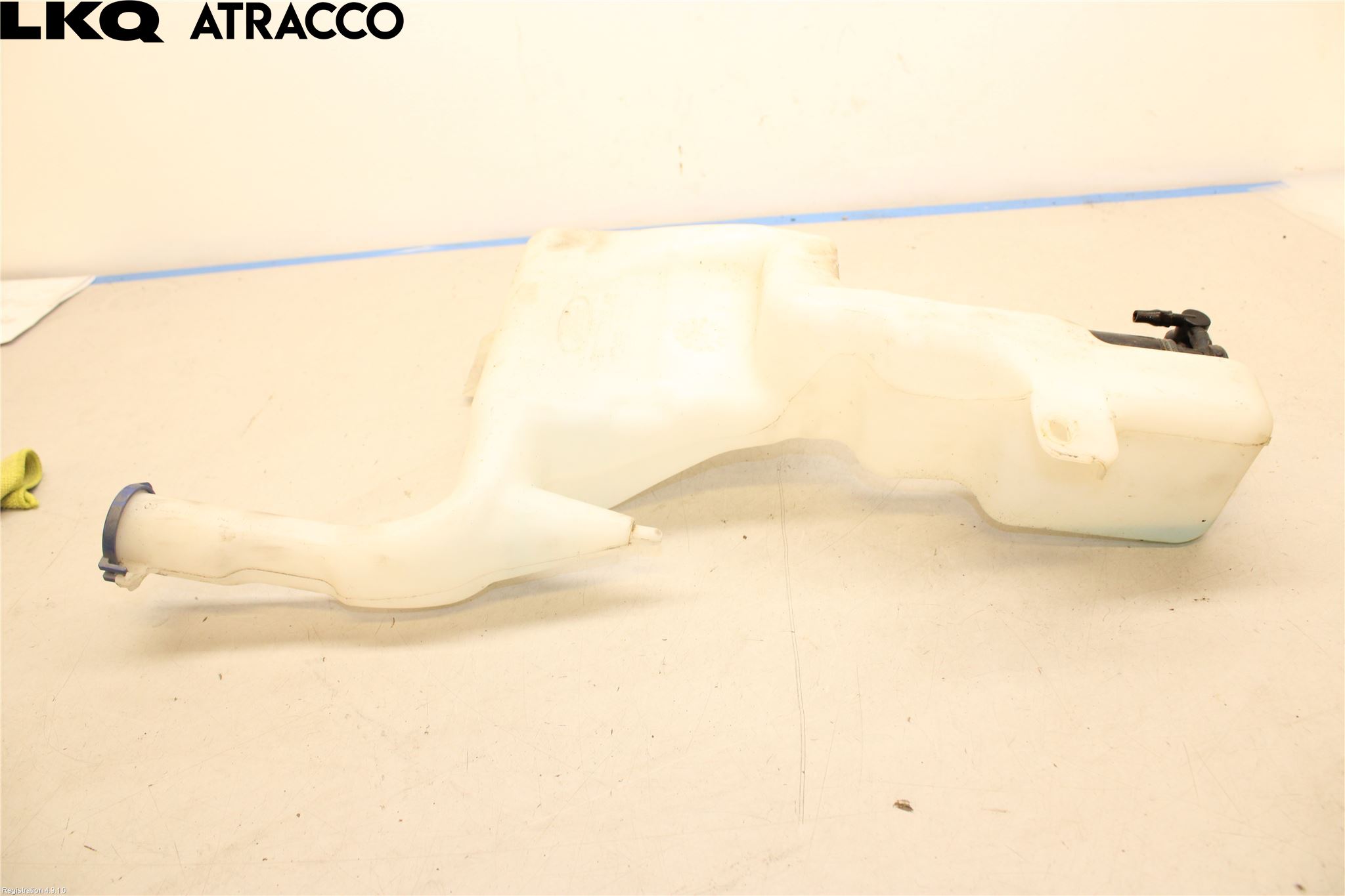 Ford FIESTA 09-12 Spolartank Vindruta