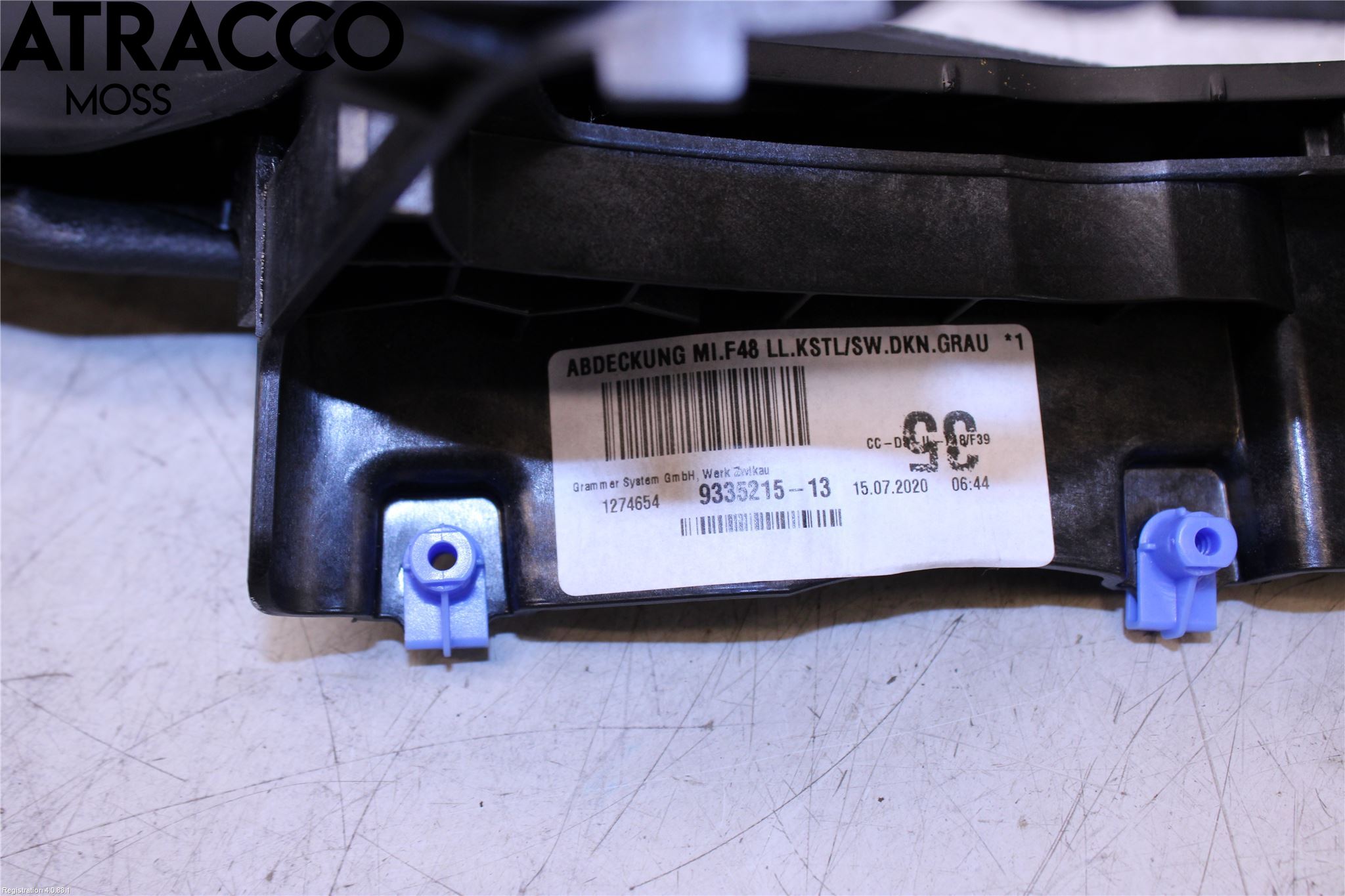 BMW X1 F48 15-22 Instrumentkonsoll Mitt
