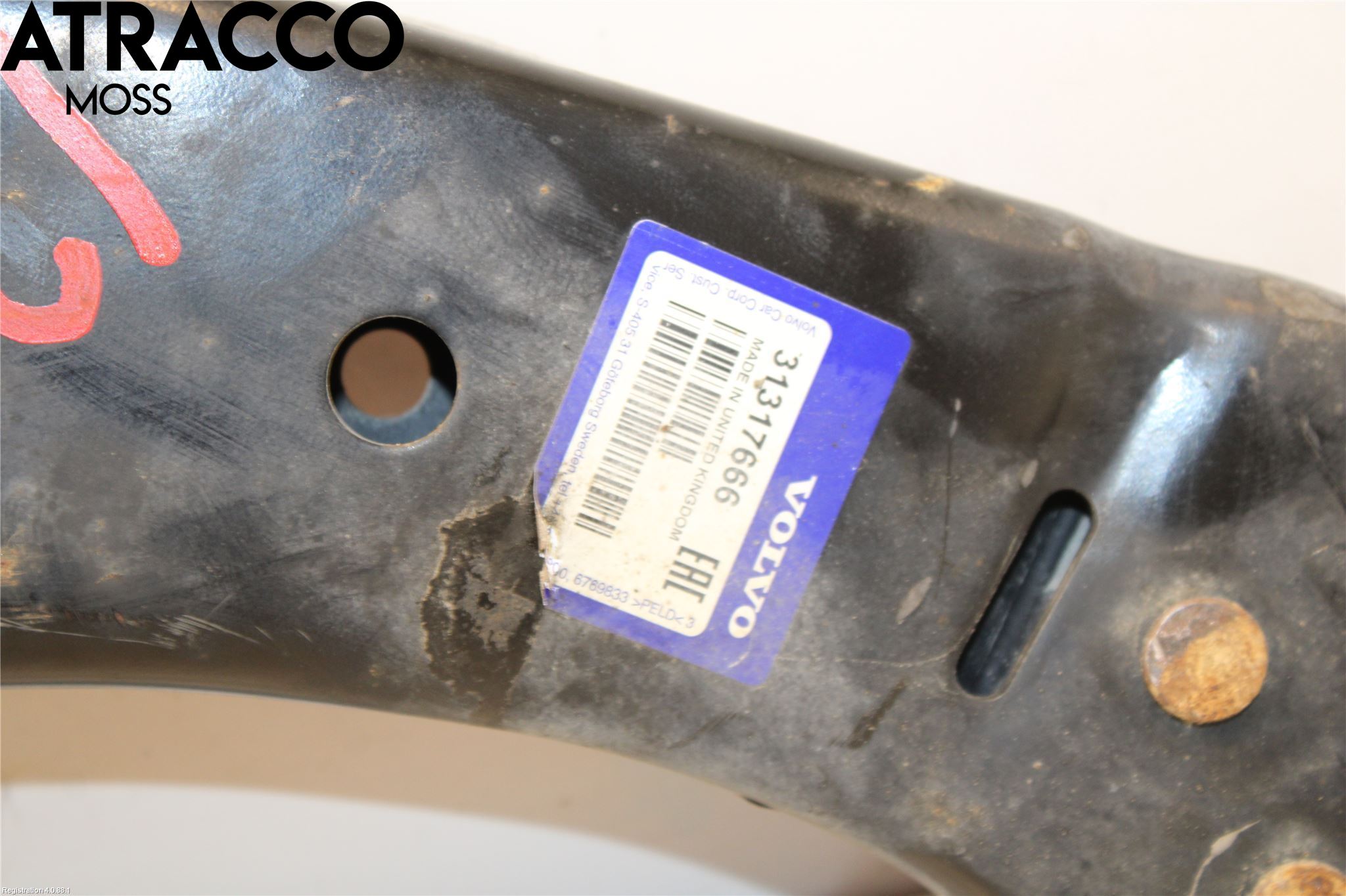 Volvo XC60 09-13 Bärarm Fram Undre Hö