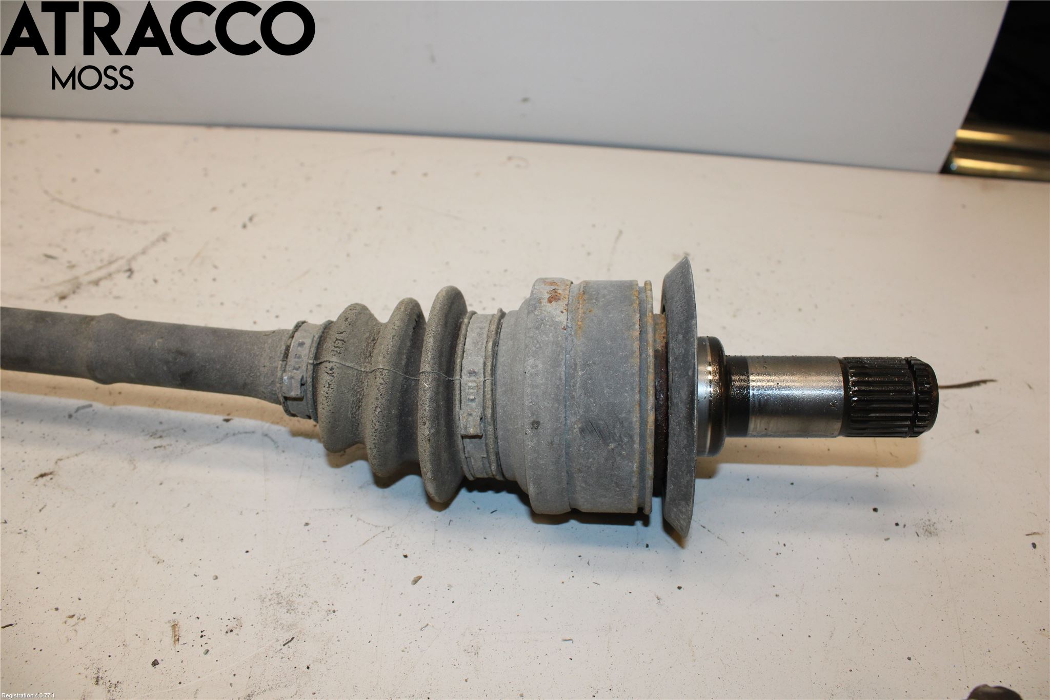 BMW 3 F30/F31/F80 12-19 Drivaxel Bak Höger